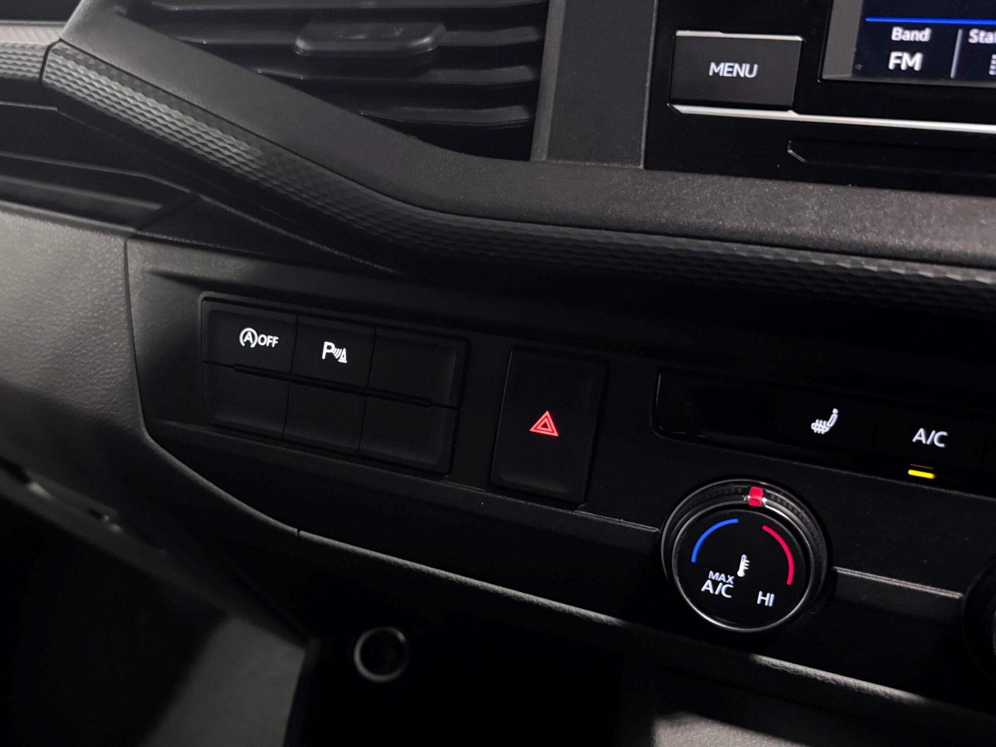 Volkswagen Transporter view 29