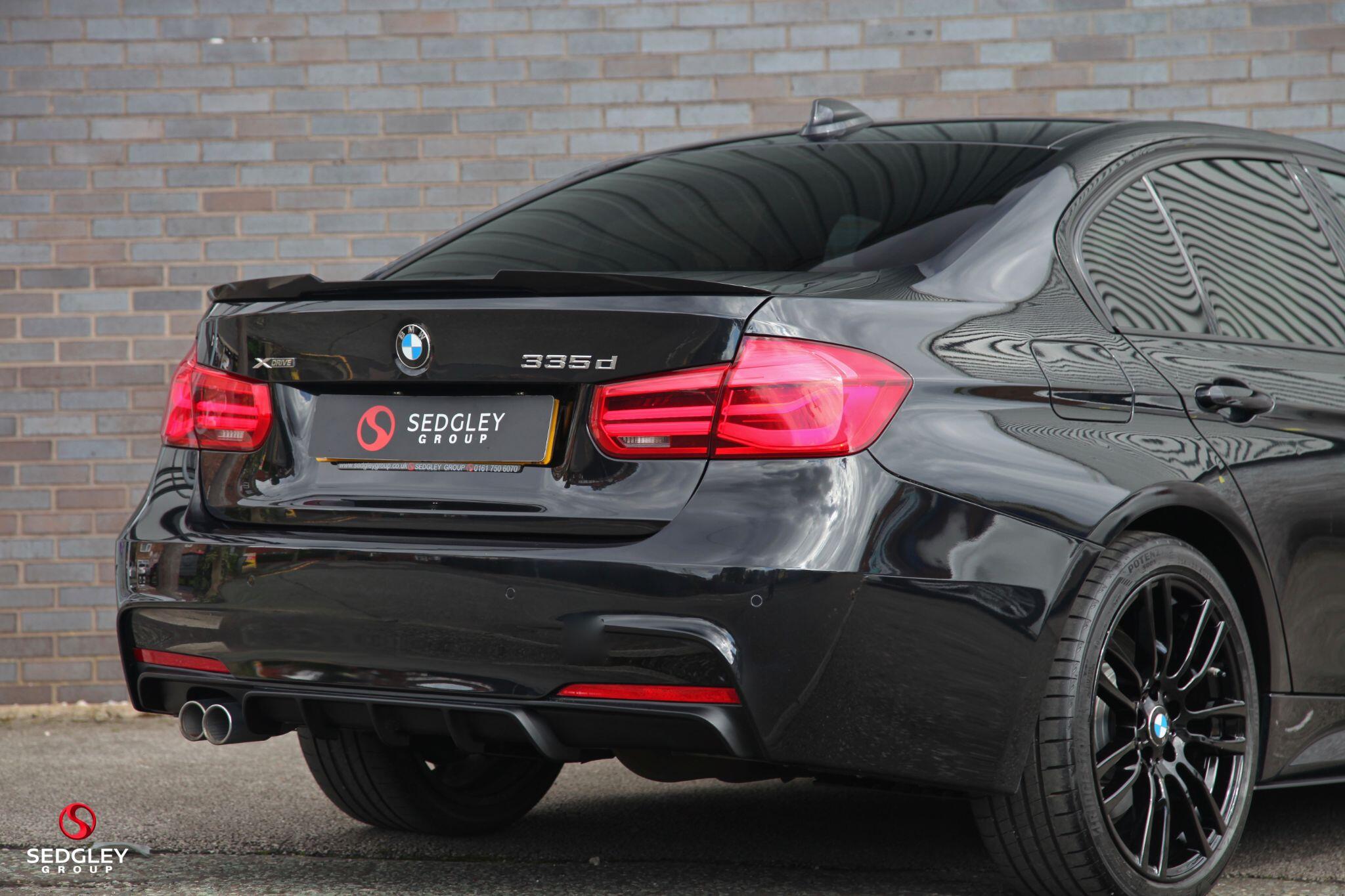 BMW 3 Series view 11