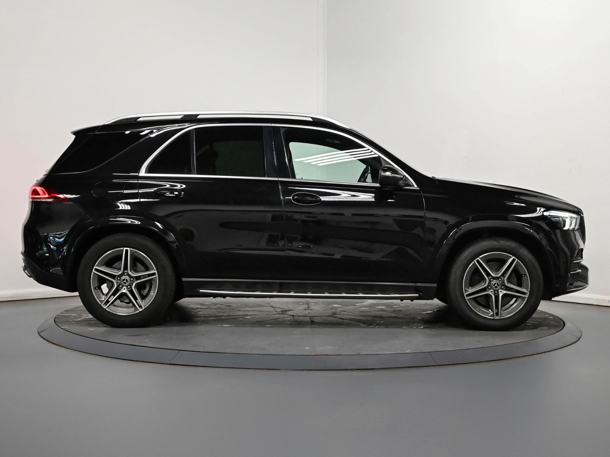 Mercedes-Benz GLE view 22