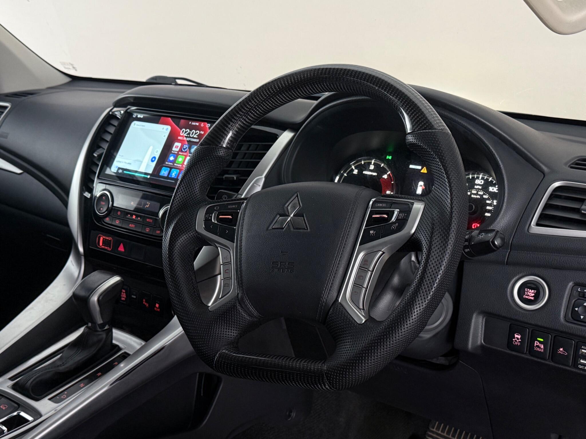 Mitsubishi Shogun Sport view 3
