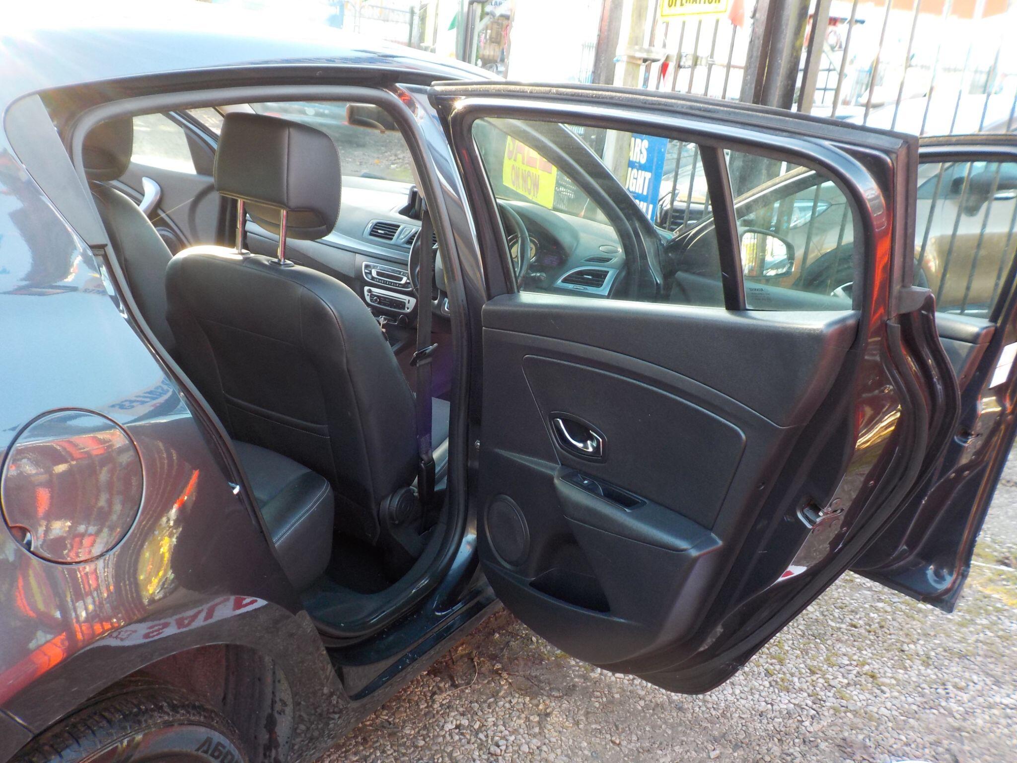 Renault Megane 1.5 dCi ENERGY Dynamique TomTom Euro 5 (s/s) 5dr