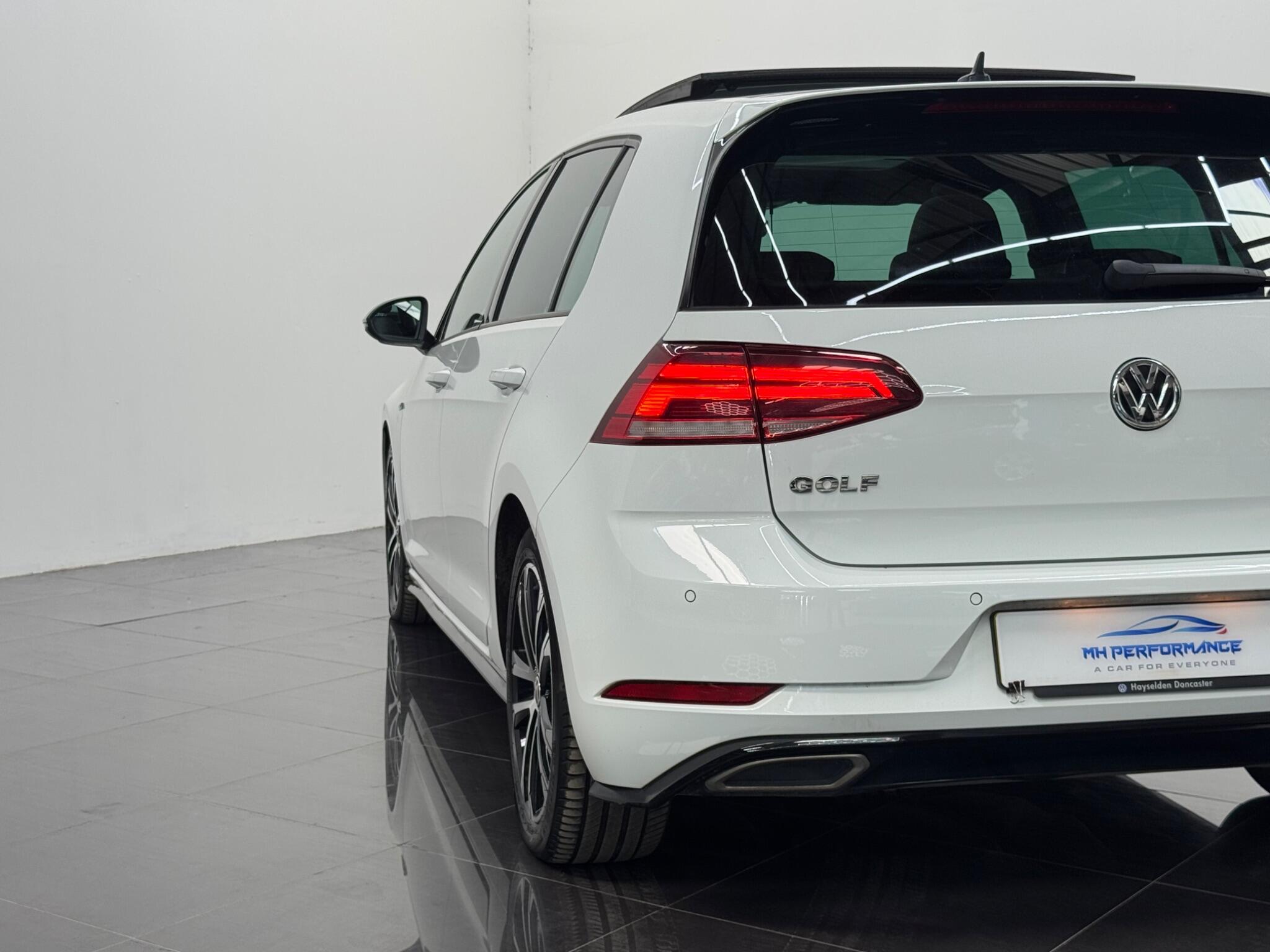Volkswagen Golf view 37