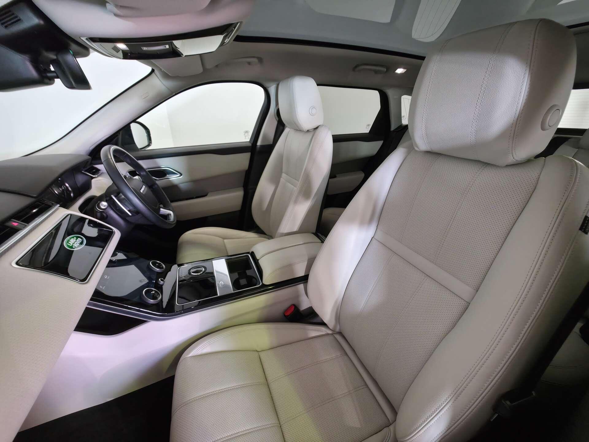 Land Rover Range Rover Velar view 75