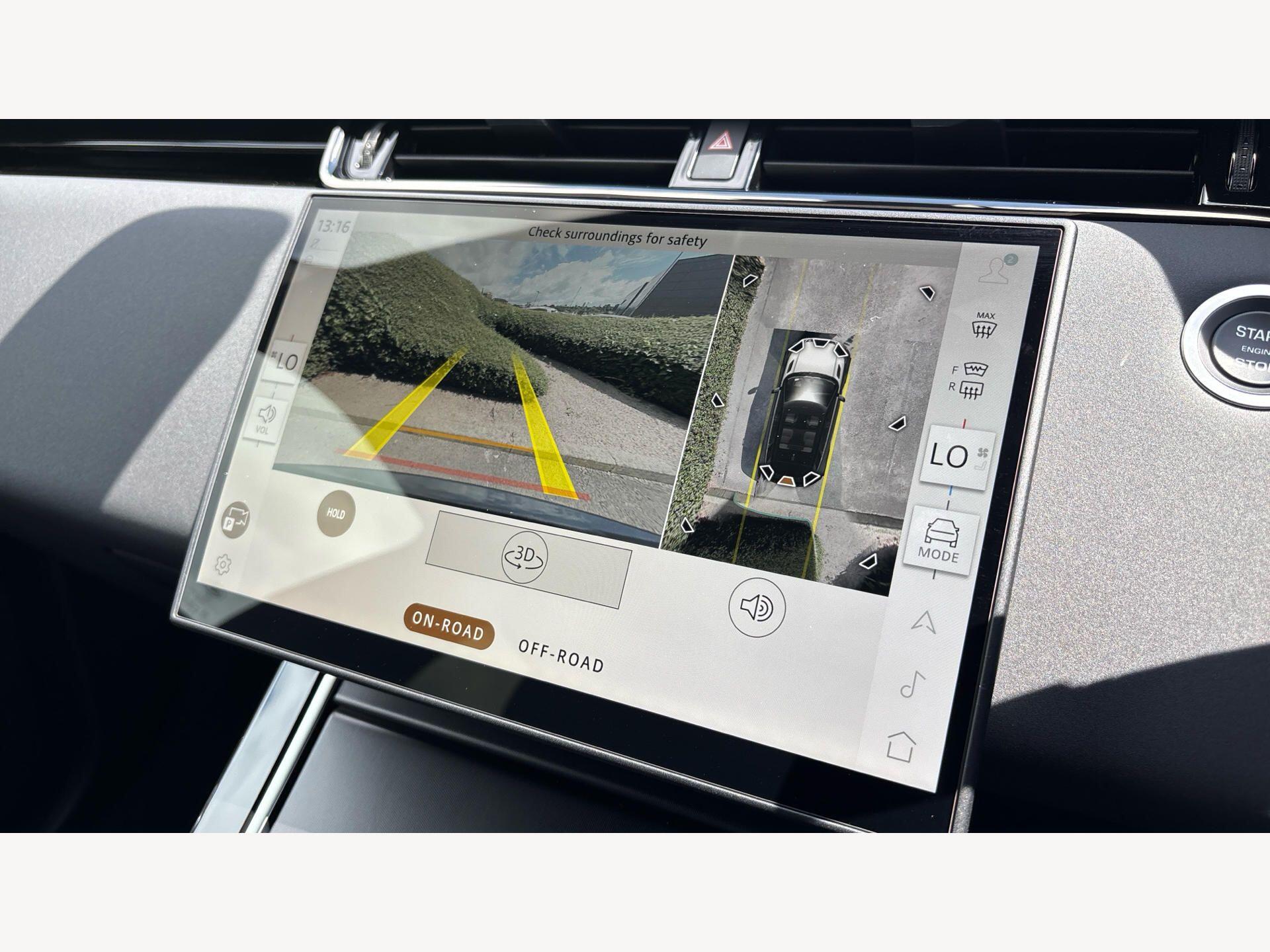 Land Rover Discovery Sport view 14