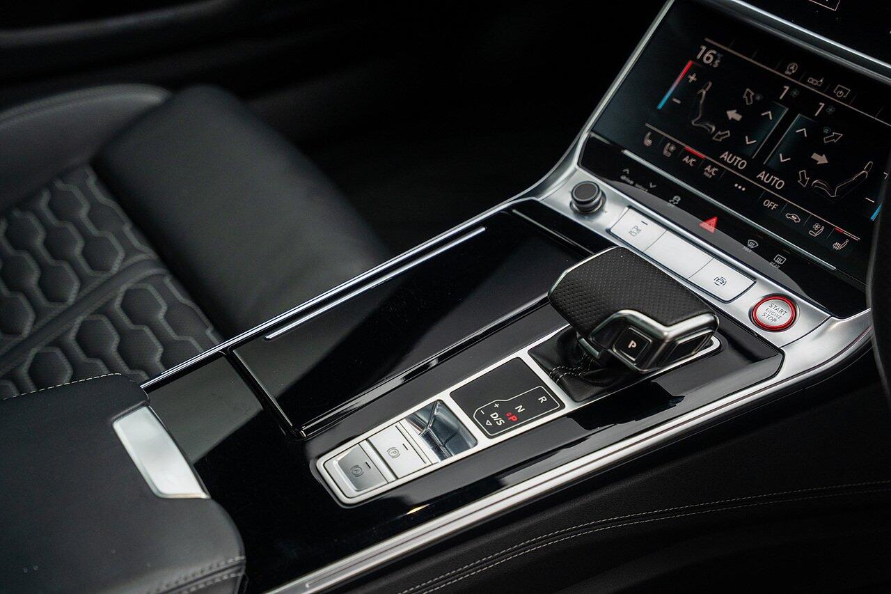 Audi RS6 view 51