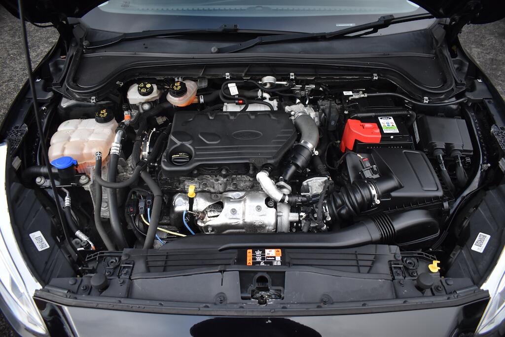 Ford Focus view 77
