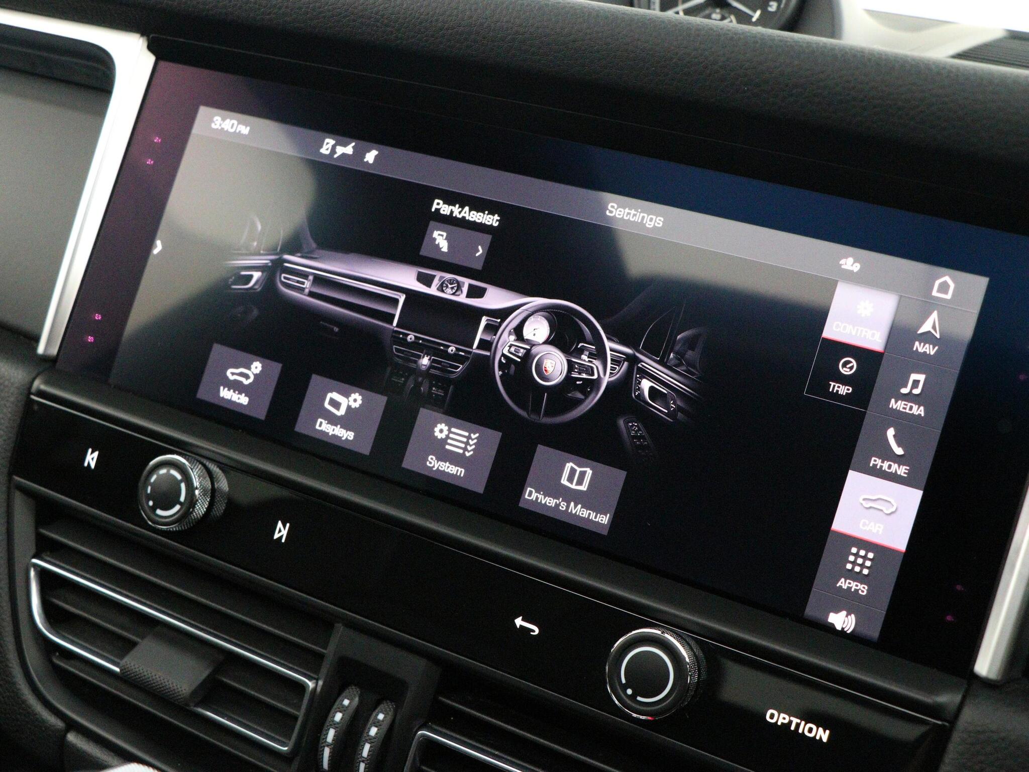 Porsche Macan view 48