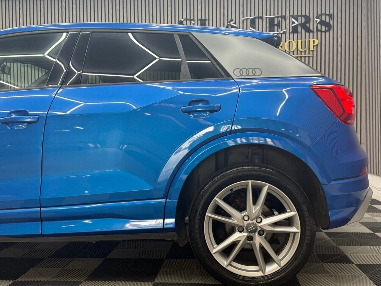 Audi Q2 view 31