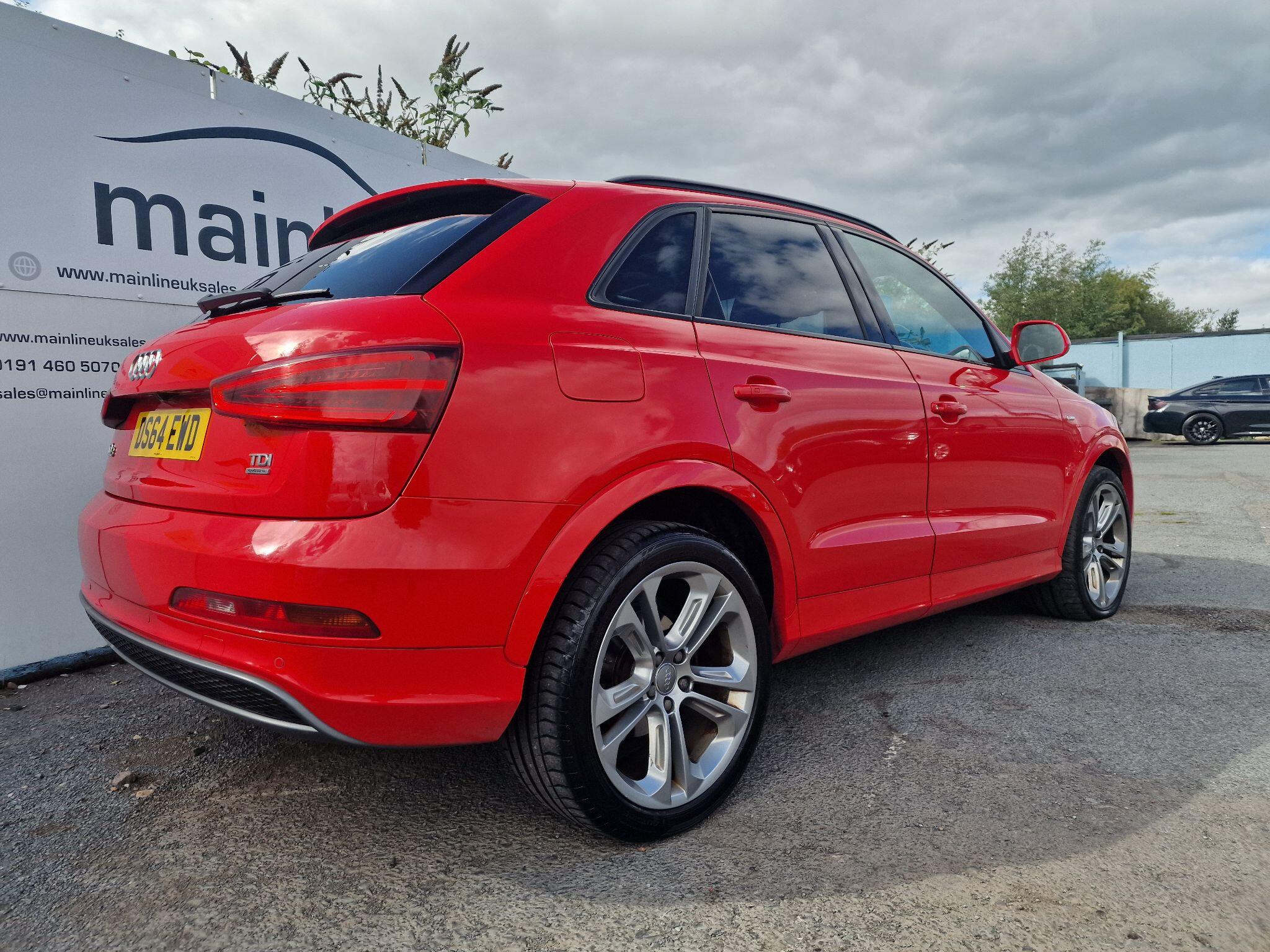 Audi Q3 view 29