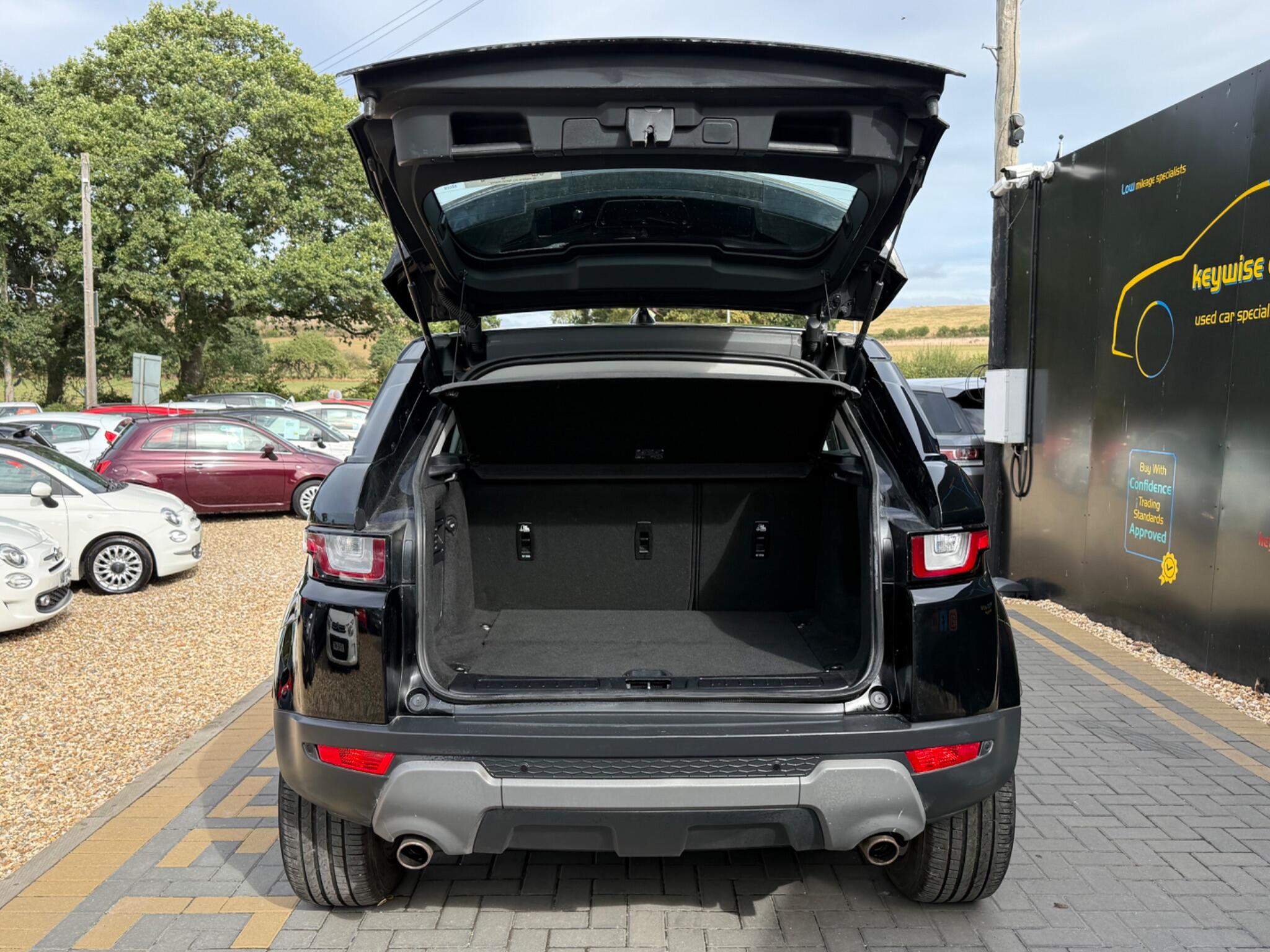 Land Rover Range Rover Evoque view 27
