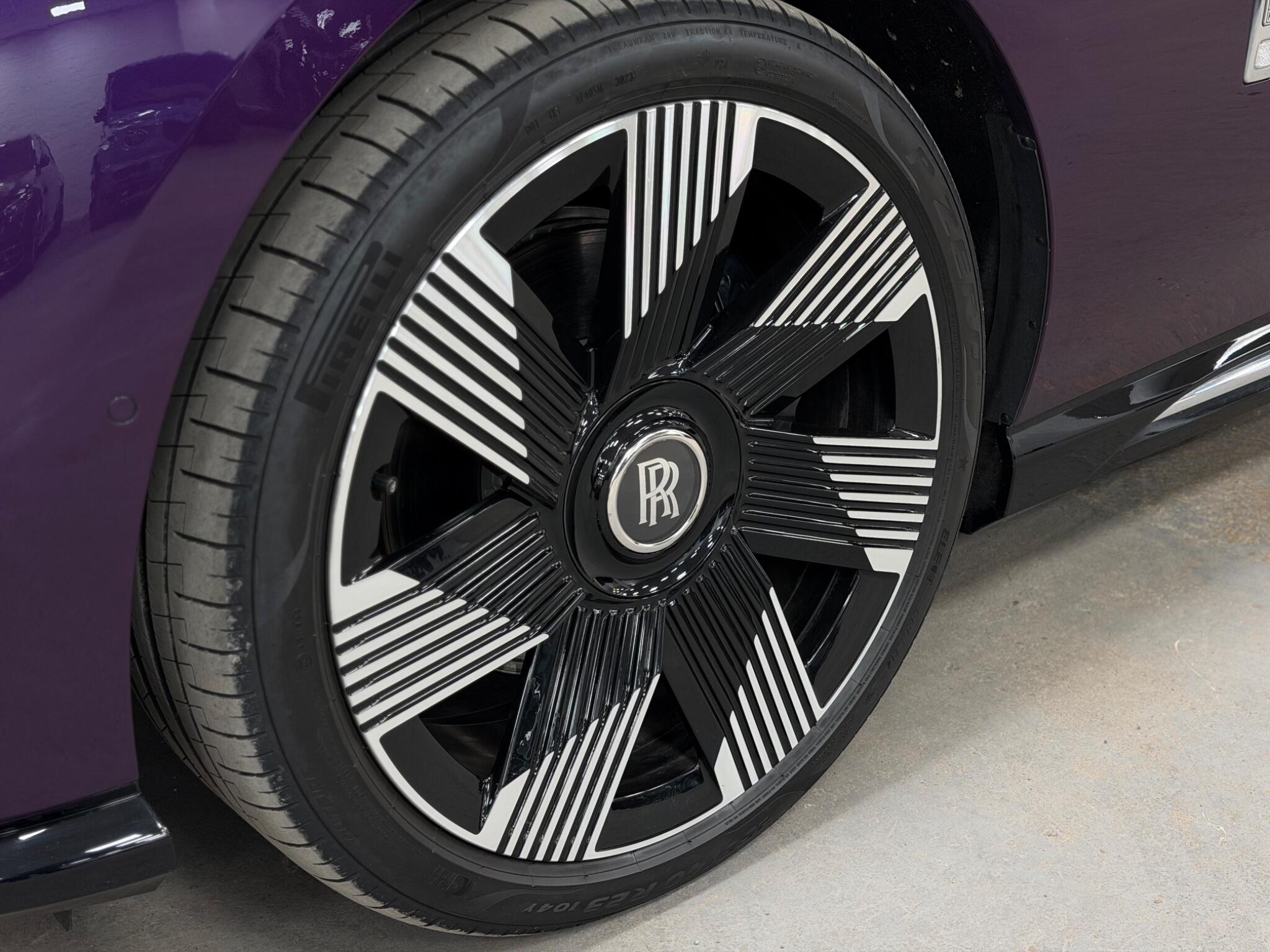 Rolls-Royce Spectre view 78