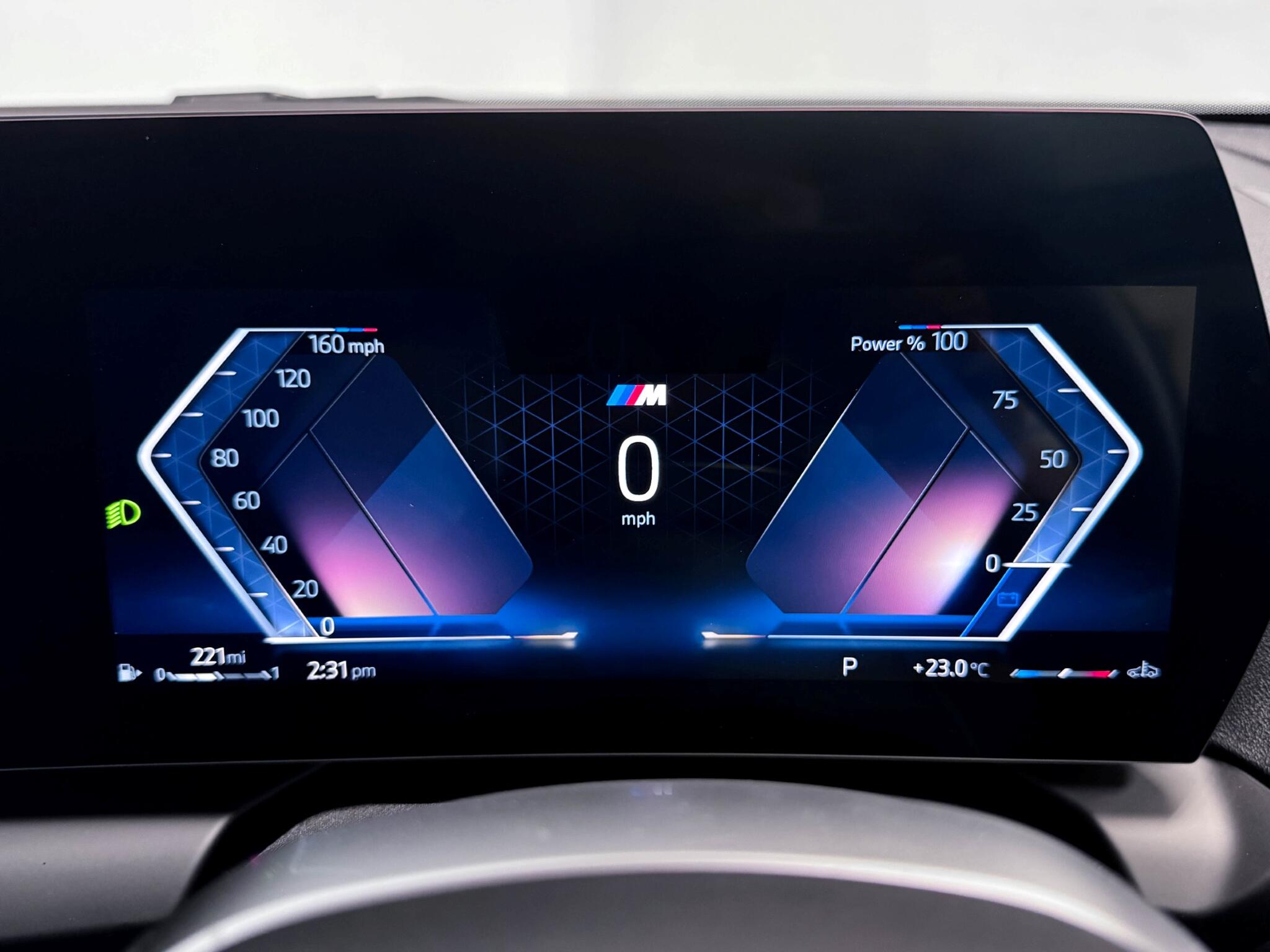 BMW 1 Series view 32