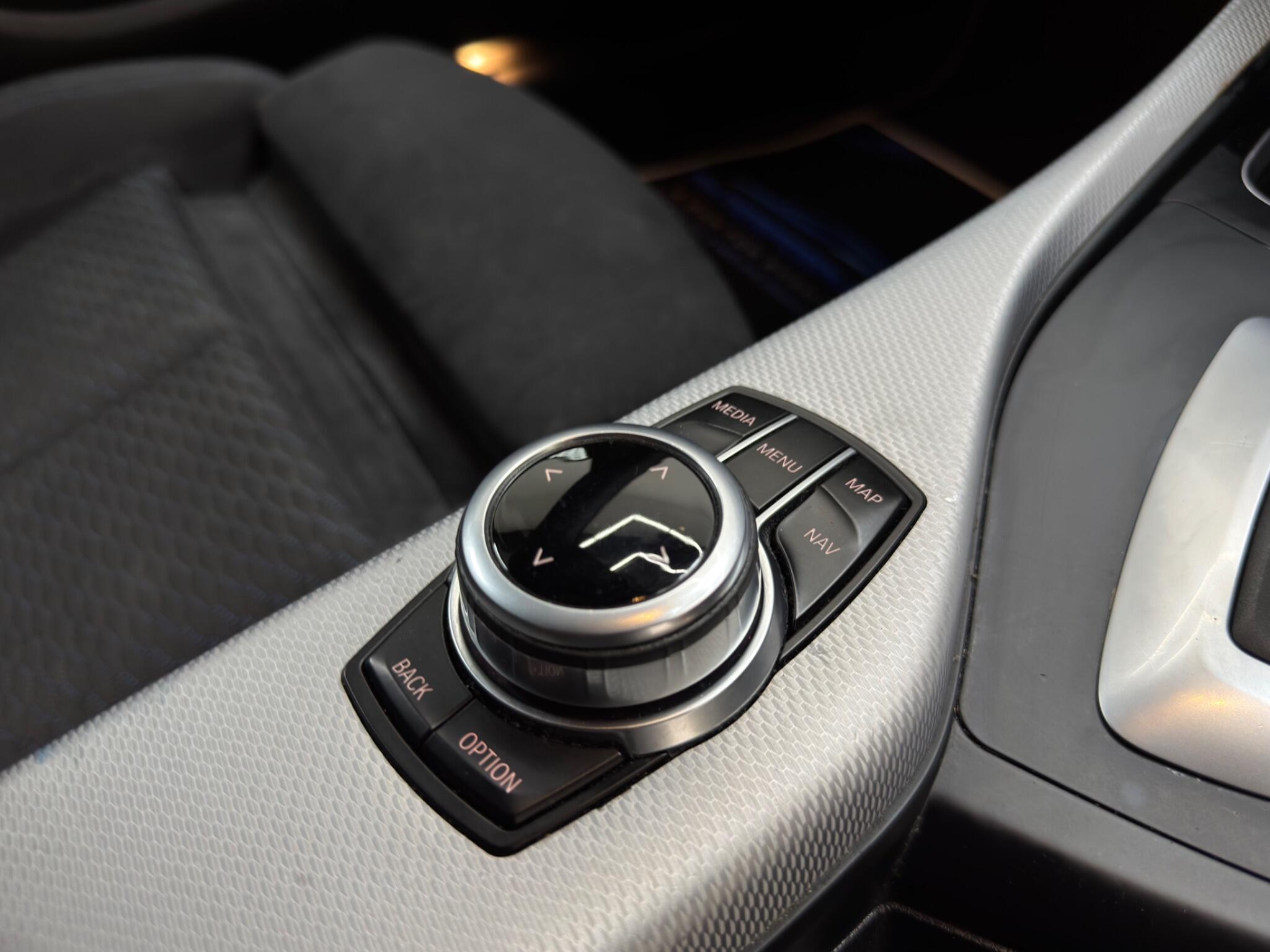 BMW 1 Series view 35