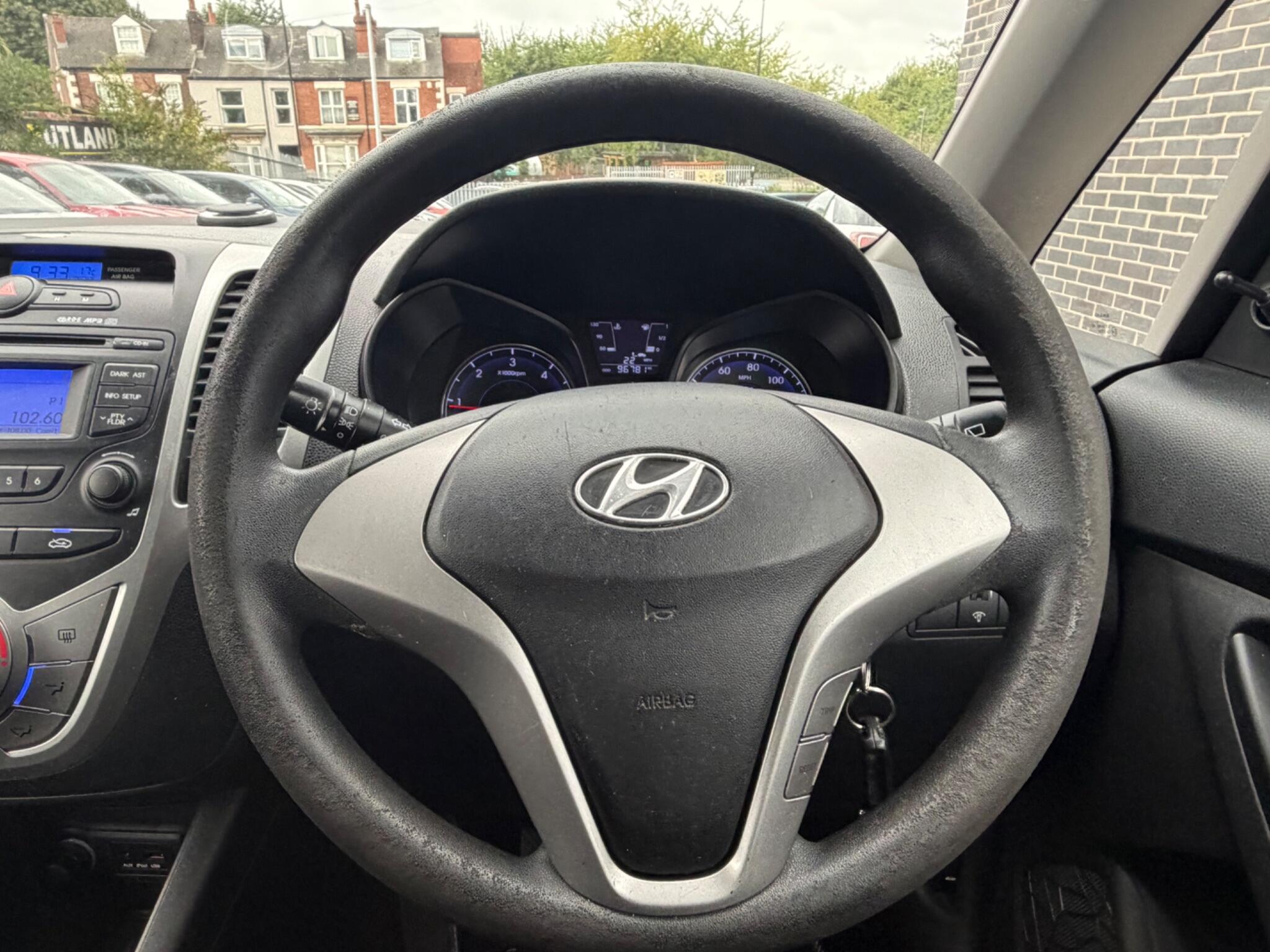 Hyundai Ix20 view 32