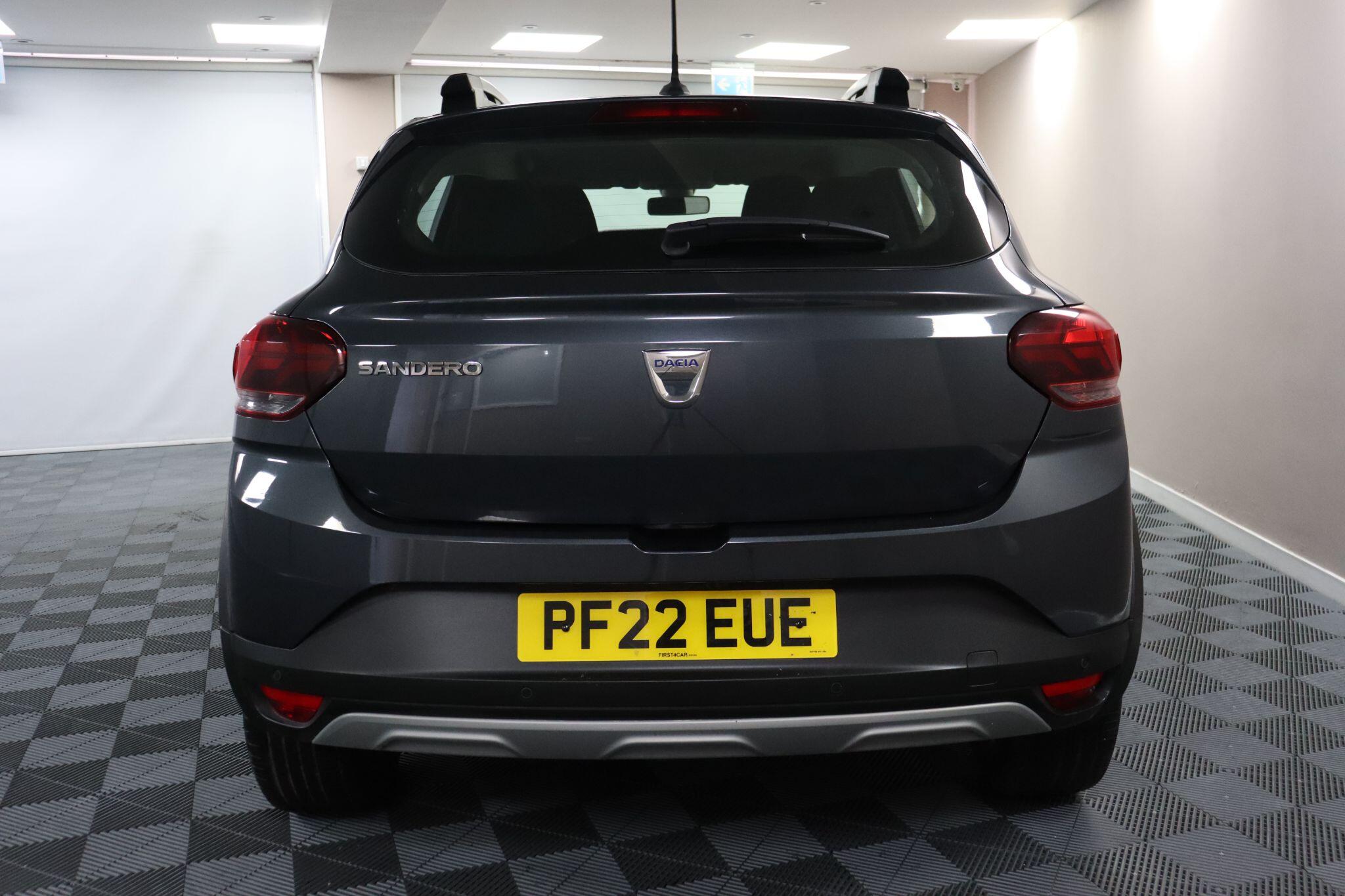 Dacia Sandero view 8
