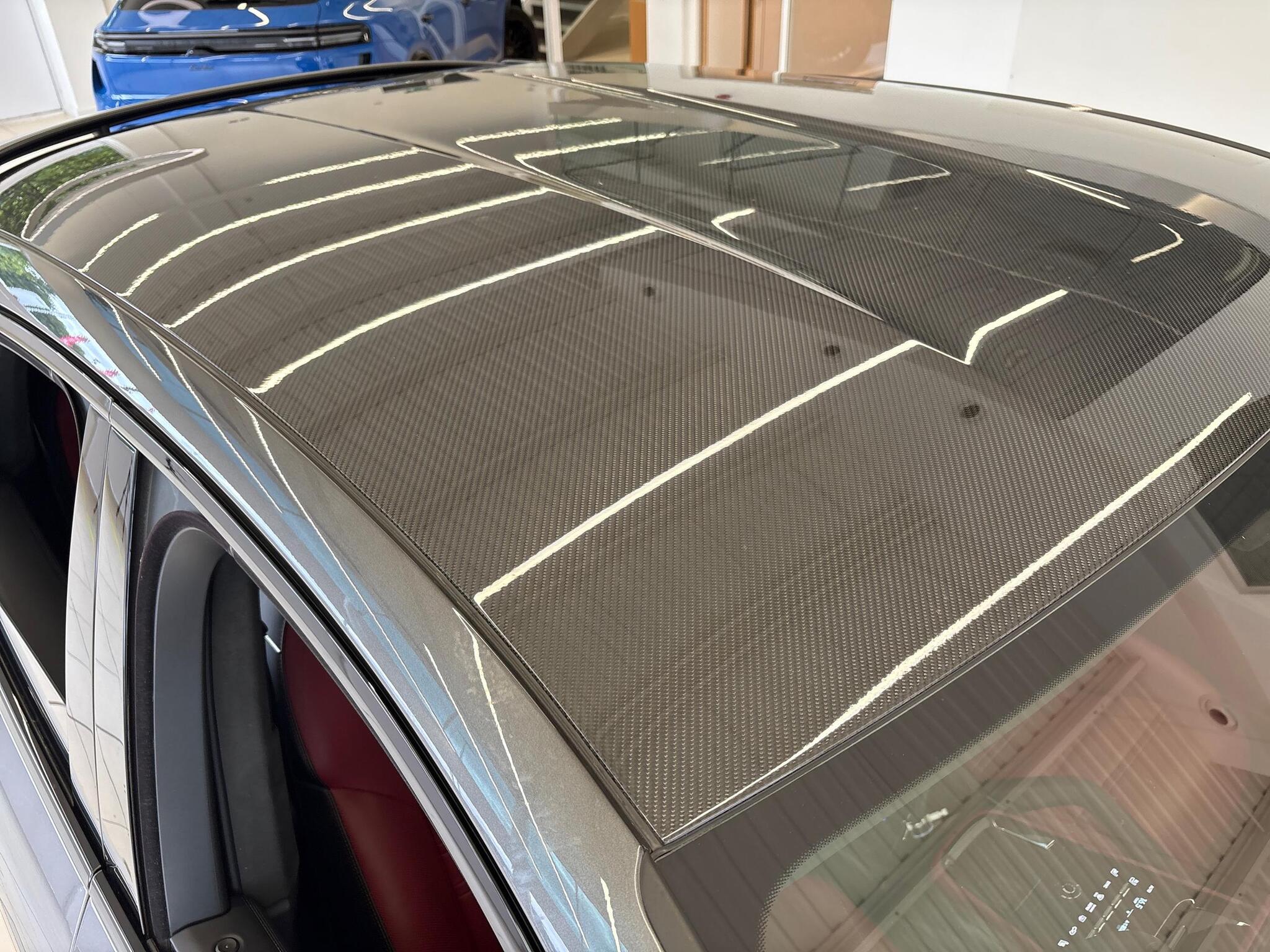 Porsche Cayenne view 50