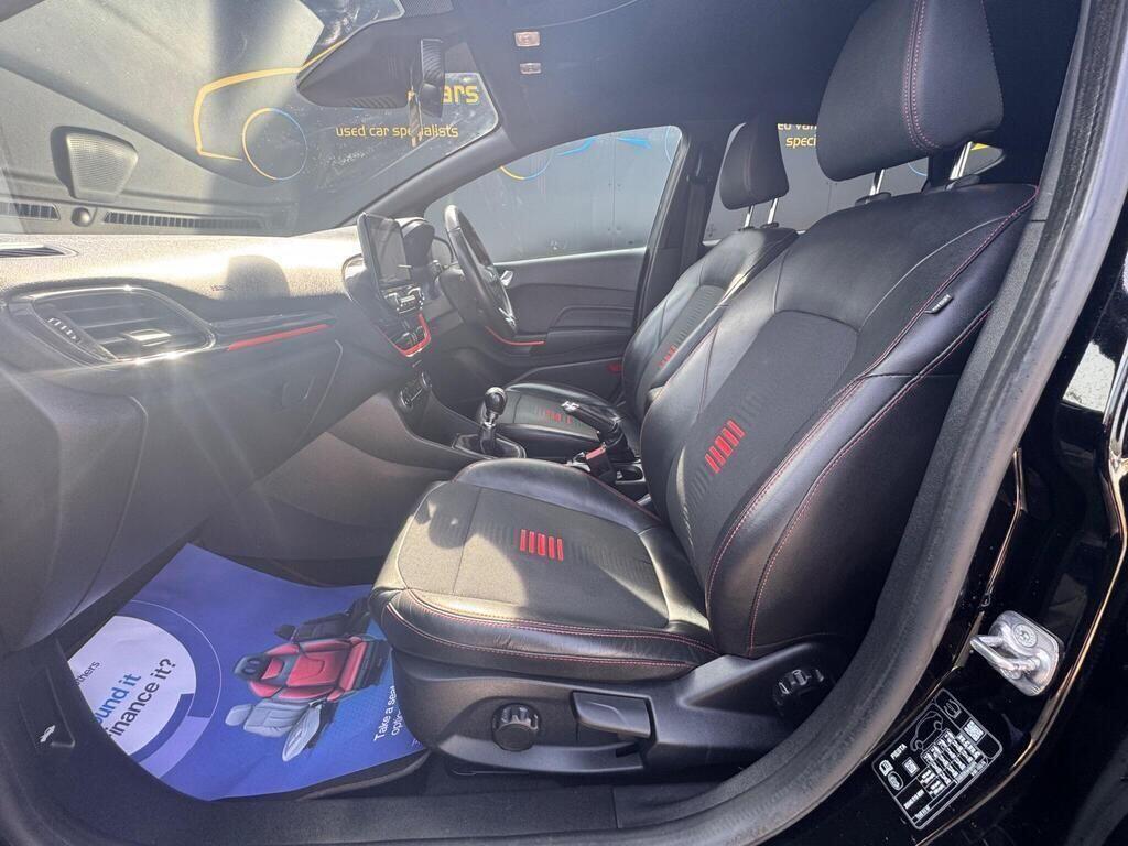 Ford Fiesta view 17
