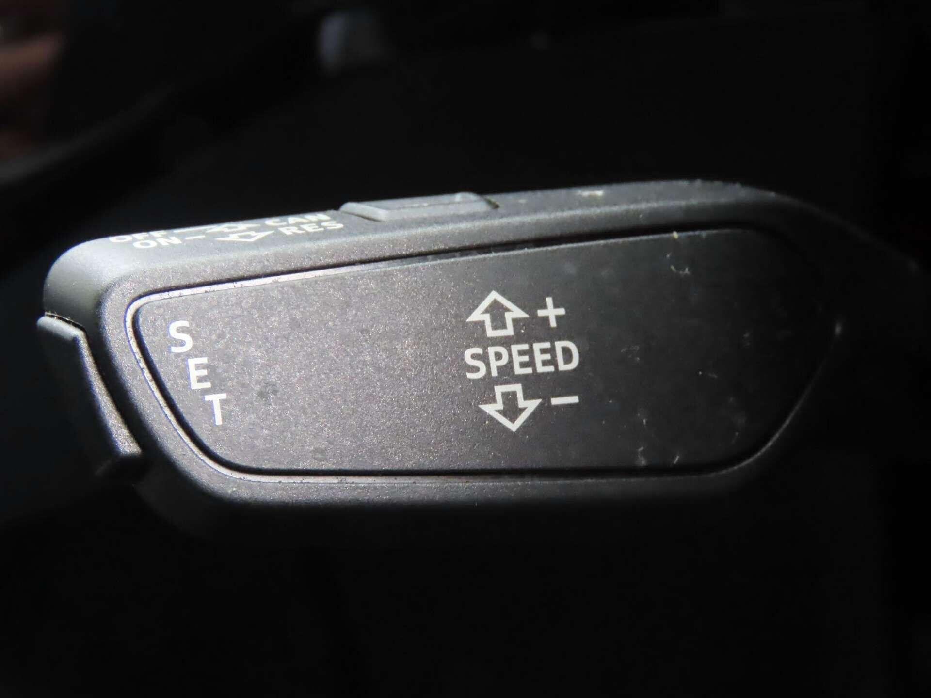 Audi E-Tron view 13