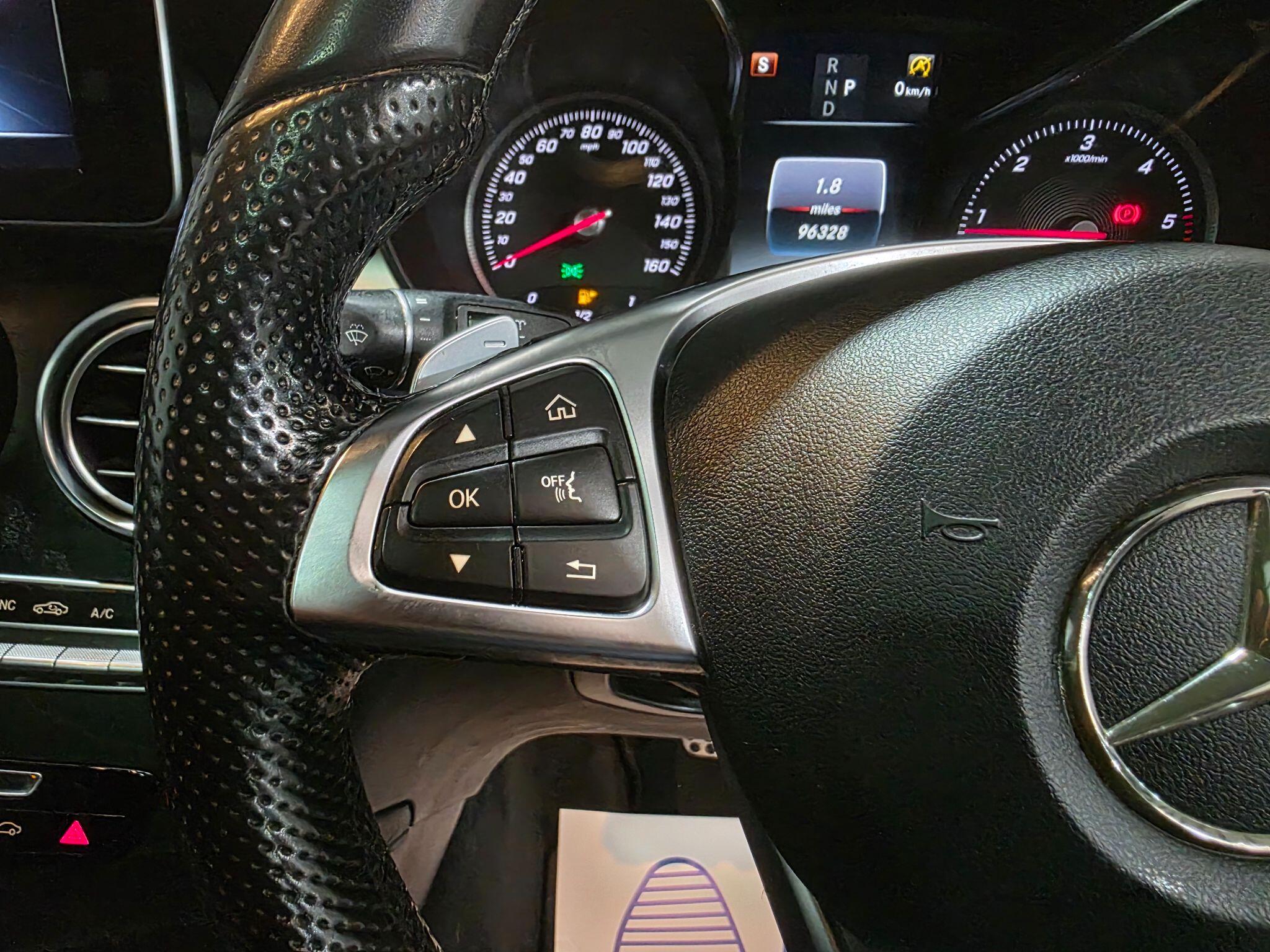 Mercedes-Benz GLC view 18
