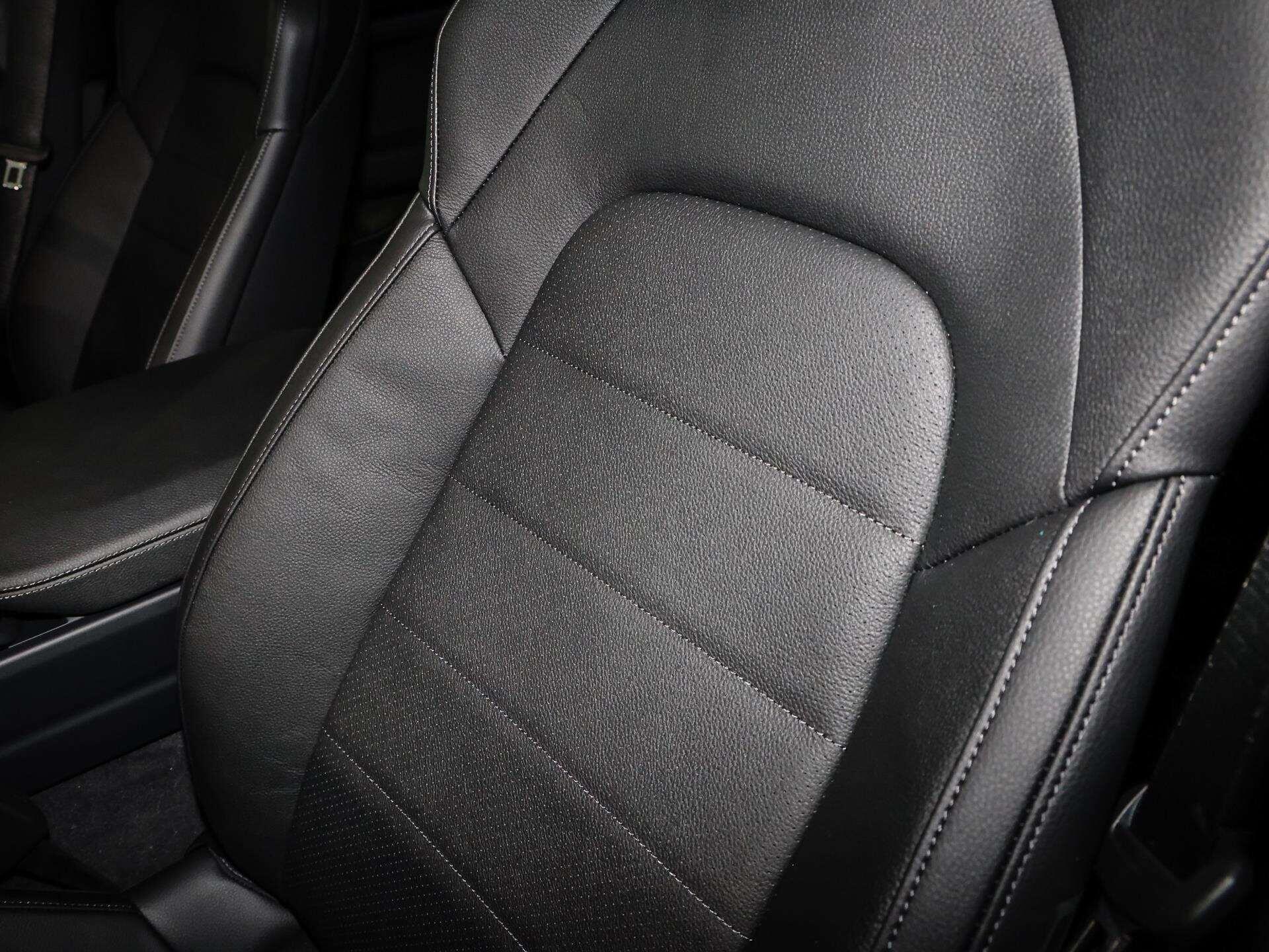 Porsche Panamera view 15