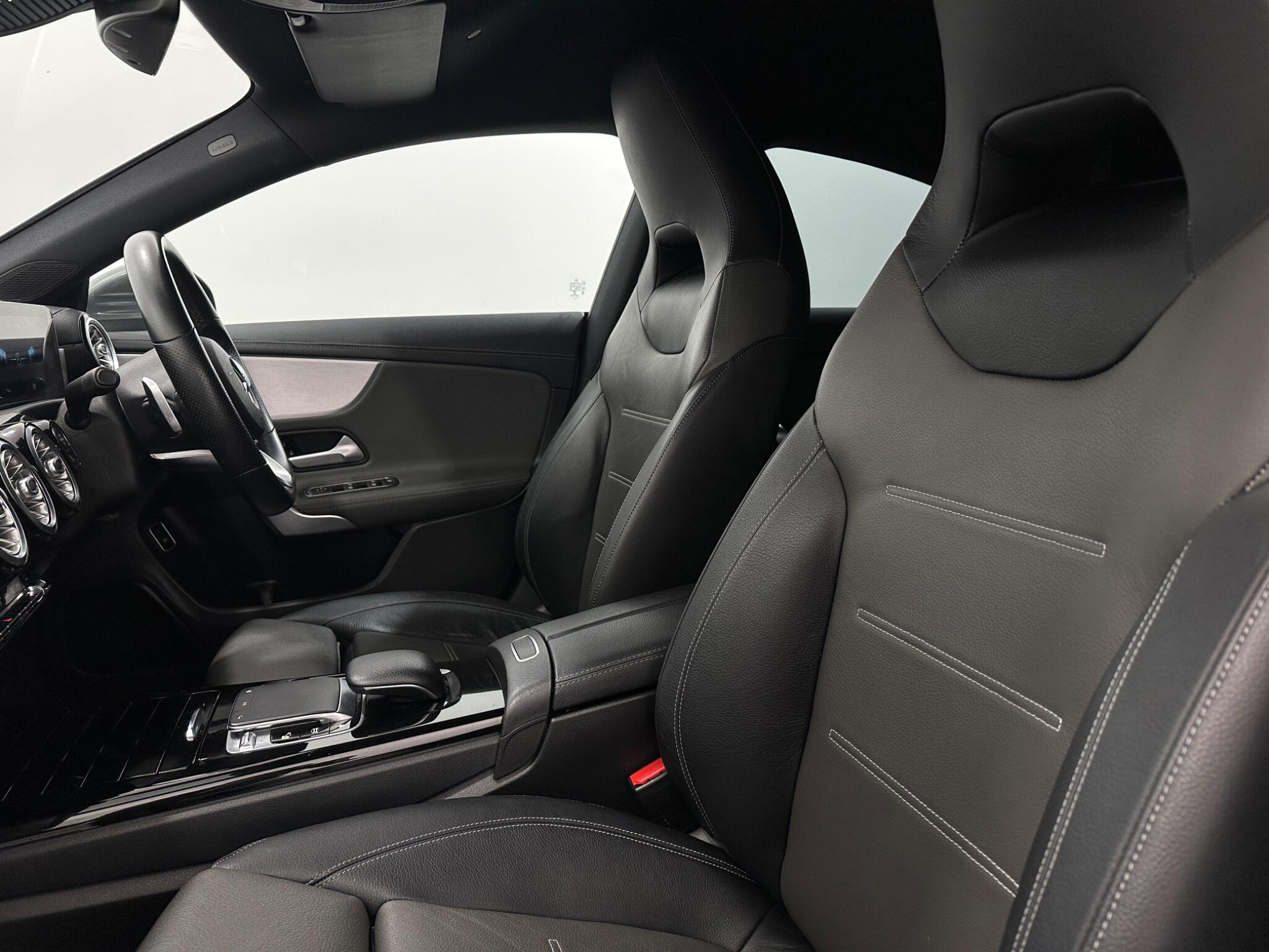 Mercedes-Benz Cla view 36
