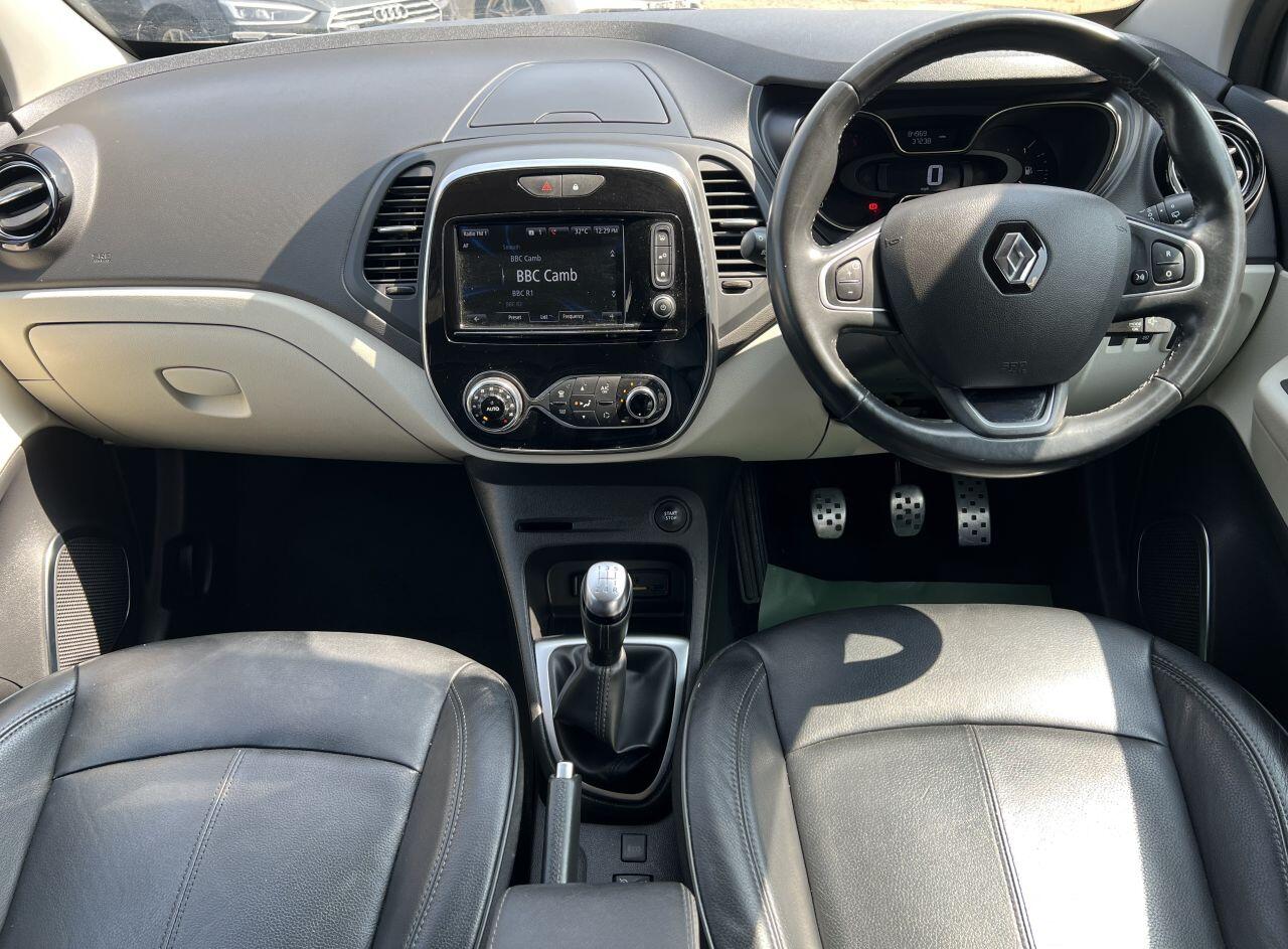 Renault Captur view 28