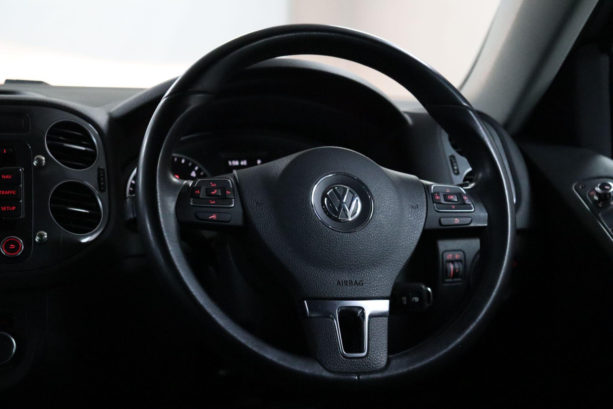 Volkswagen Tiguan view 44