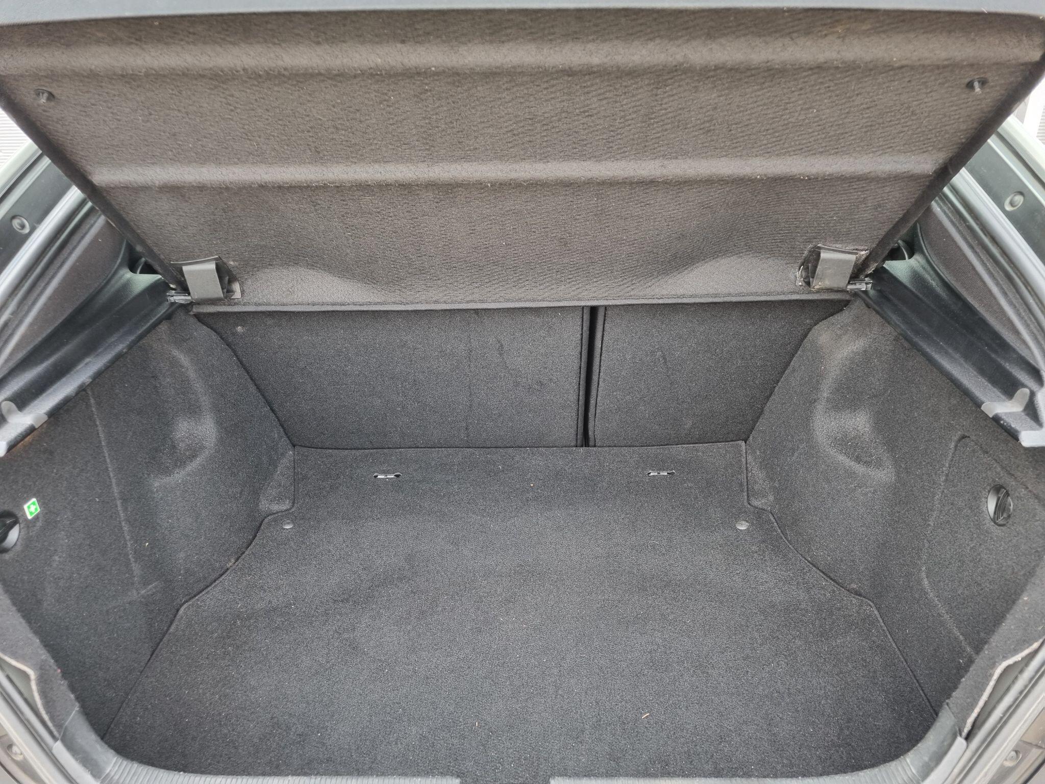 Mercedes-Benz CLC view 19
