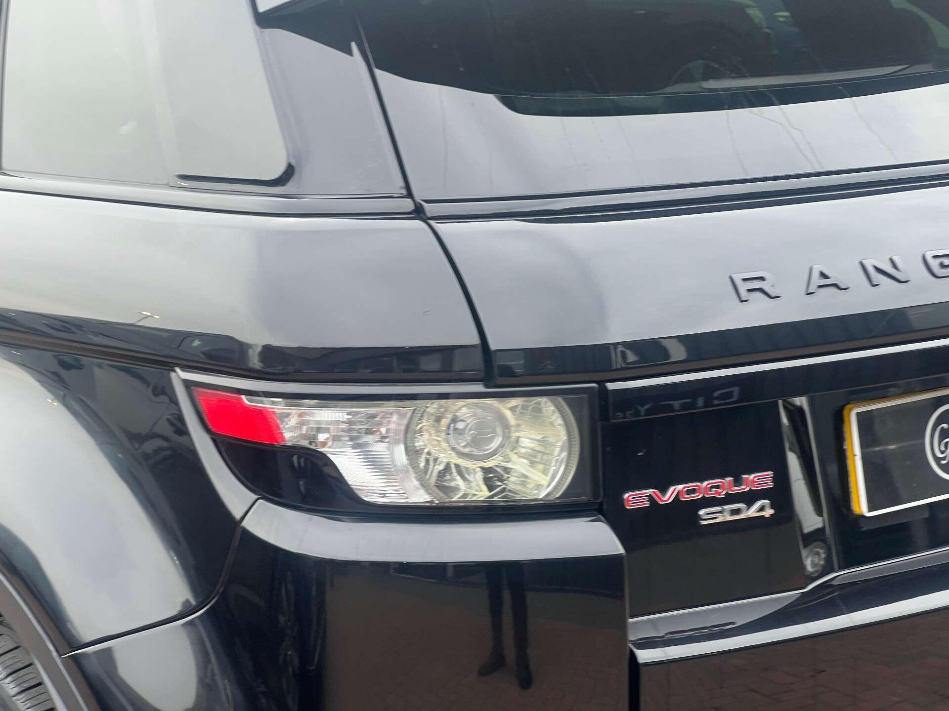 Land Rover Range Rover Evoque view 13