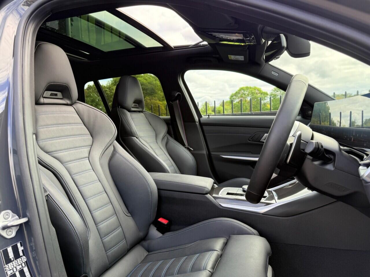 BMW 3 Series view 36