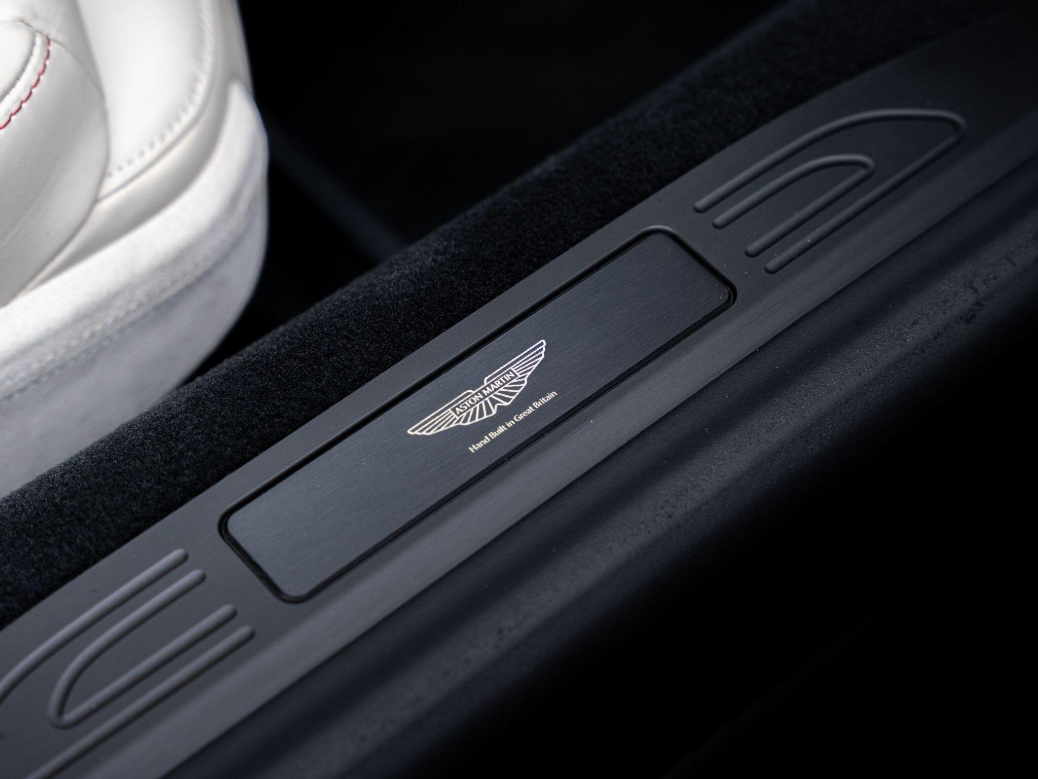 Aston Martin Vantage view 37