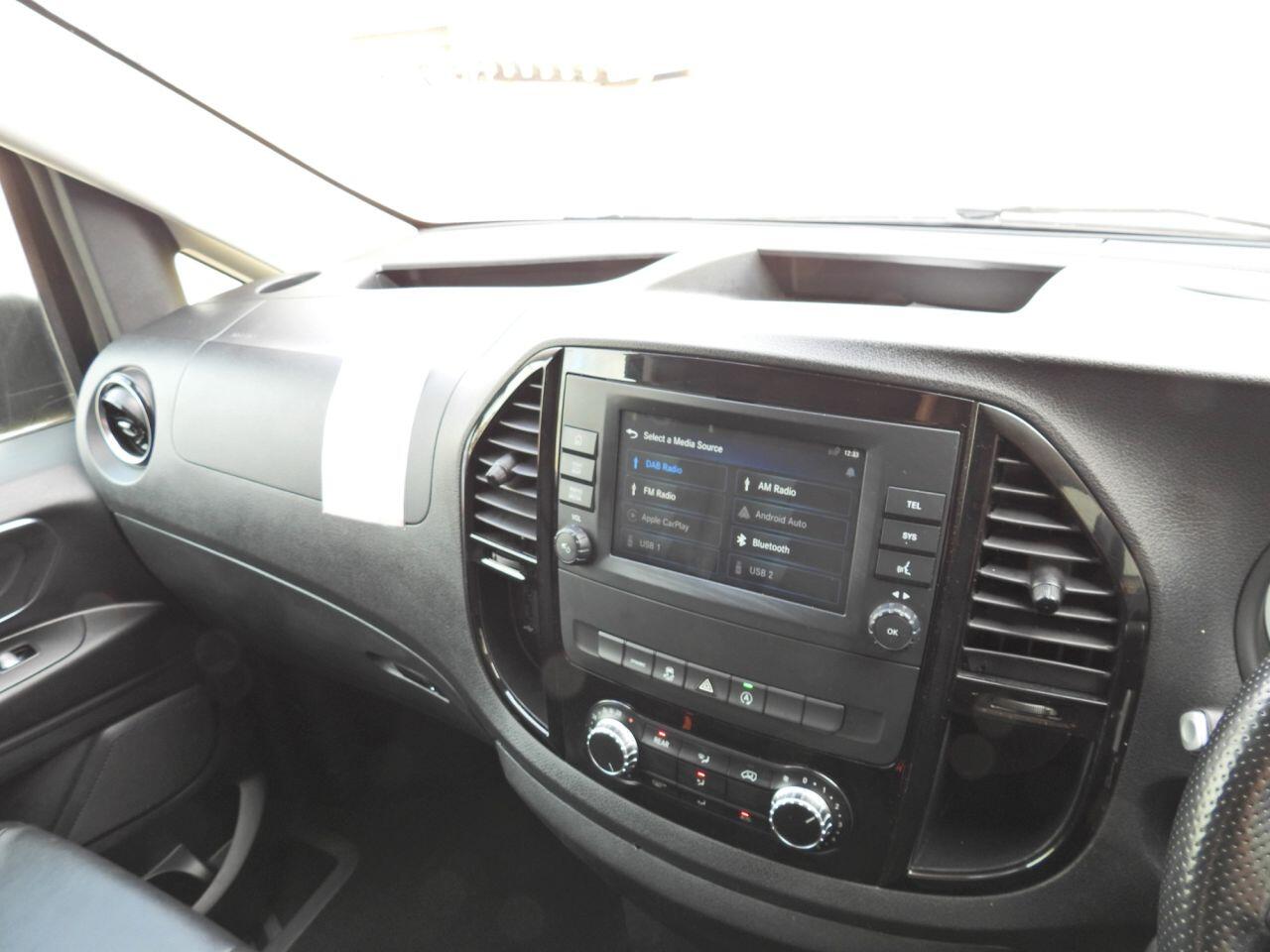 Mercedes-Benz Vito view 36