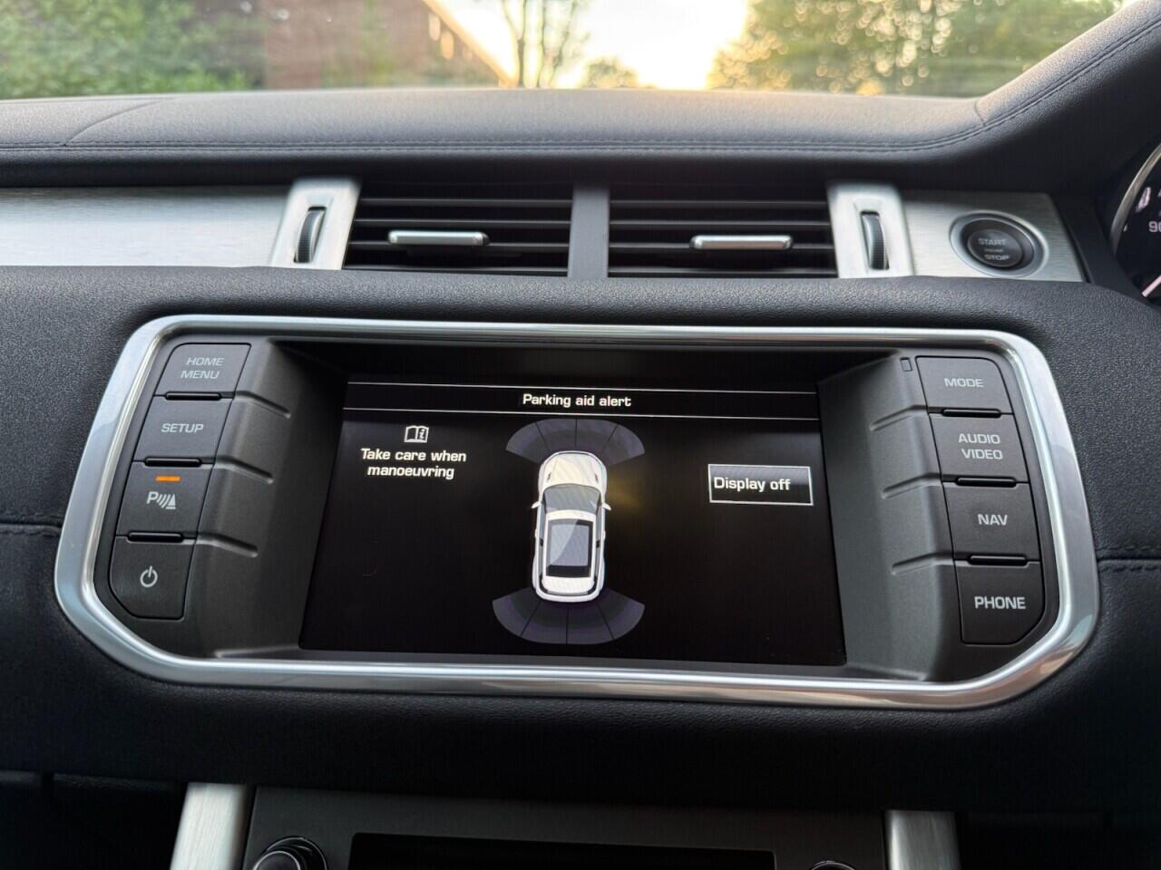 Land Rover Range Rover Evoque view 20