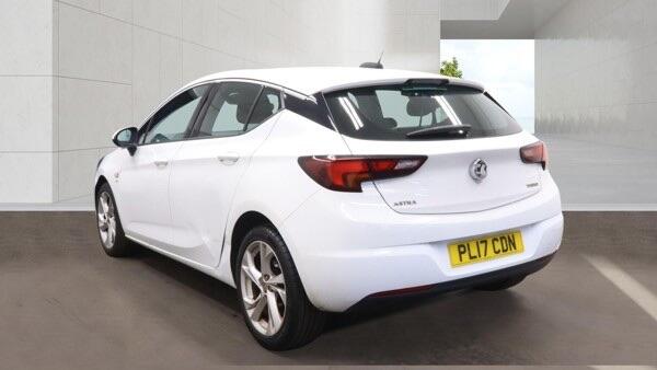 Vauxhall Astra view 7