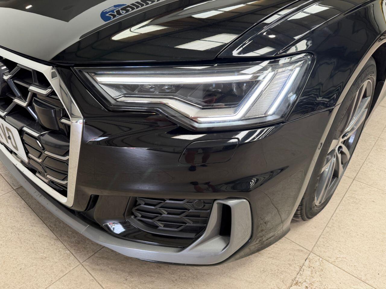 Audi A6 Saloon view 12
