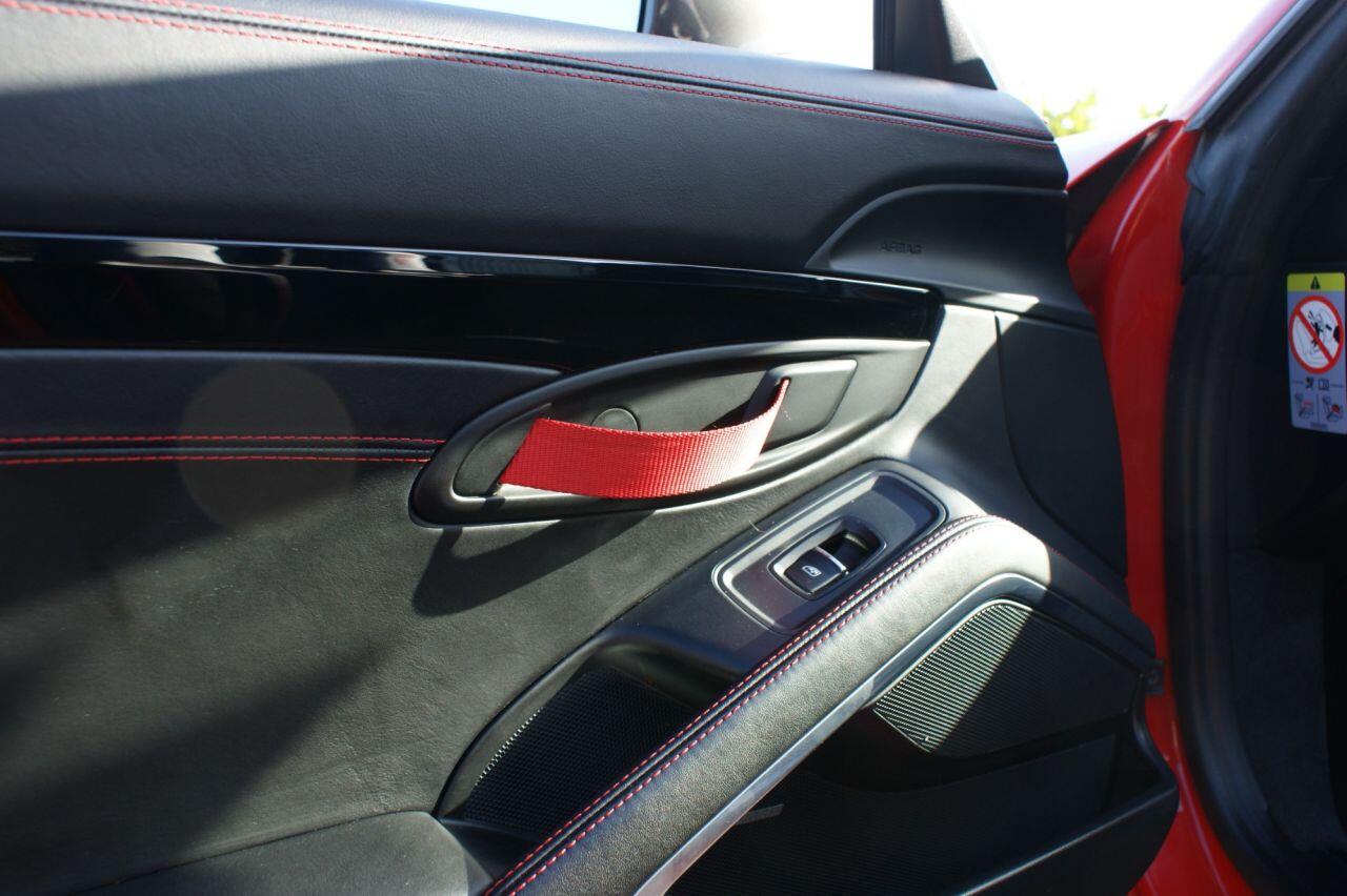 Porsche 718 Boxster view 33
