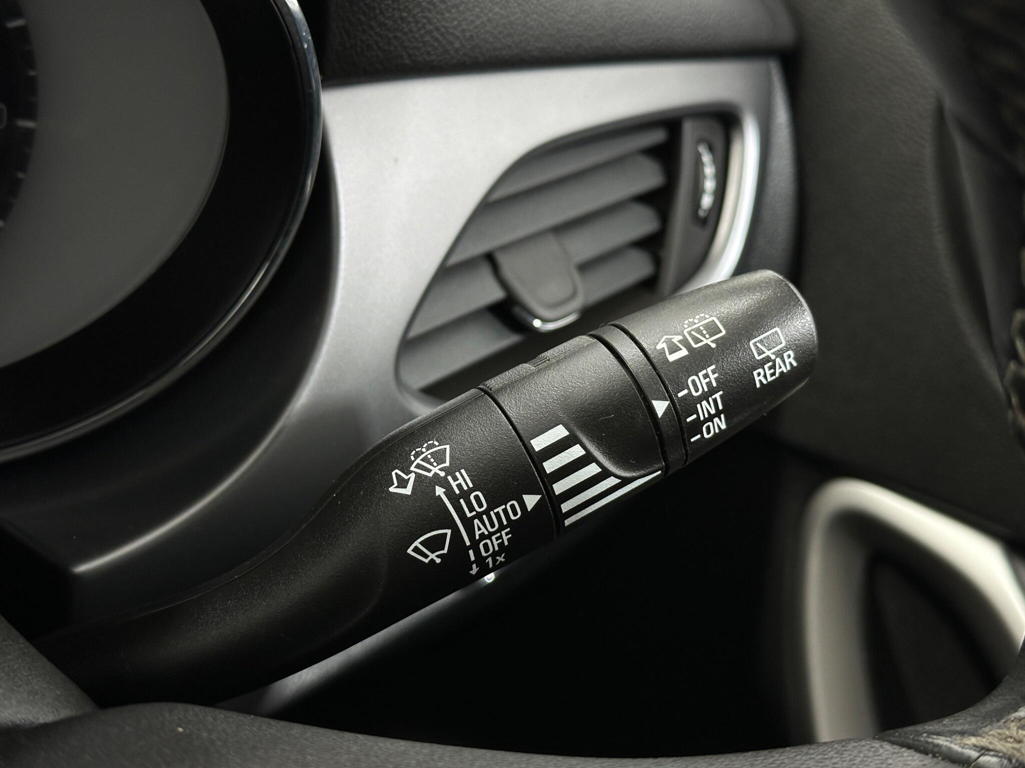 Vauxhall Astra view 17