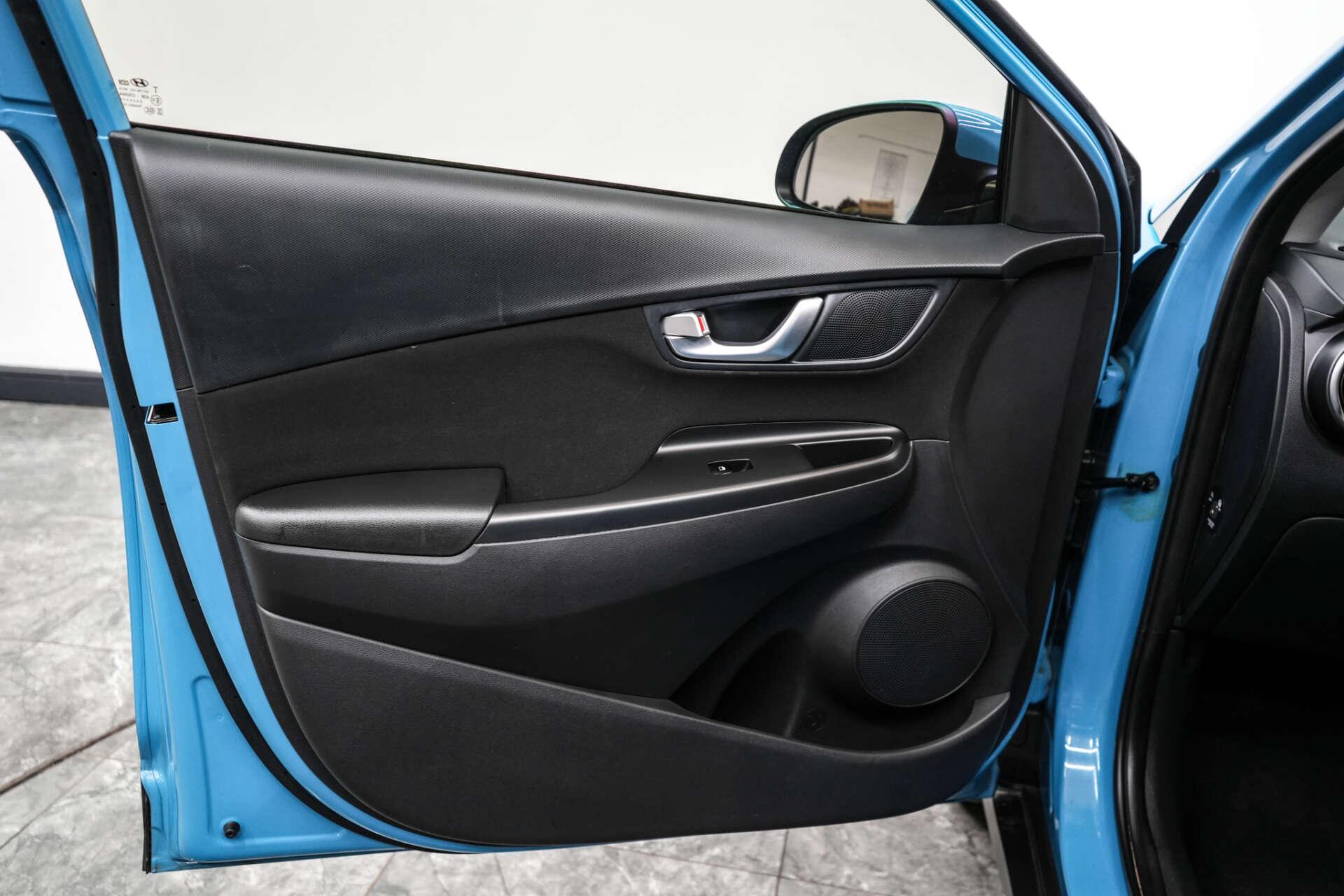 Hyundai Kona view 18