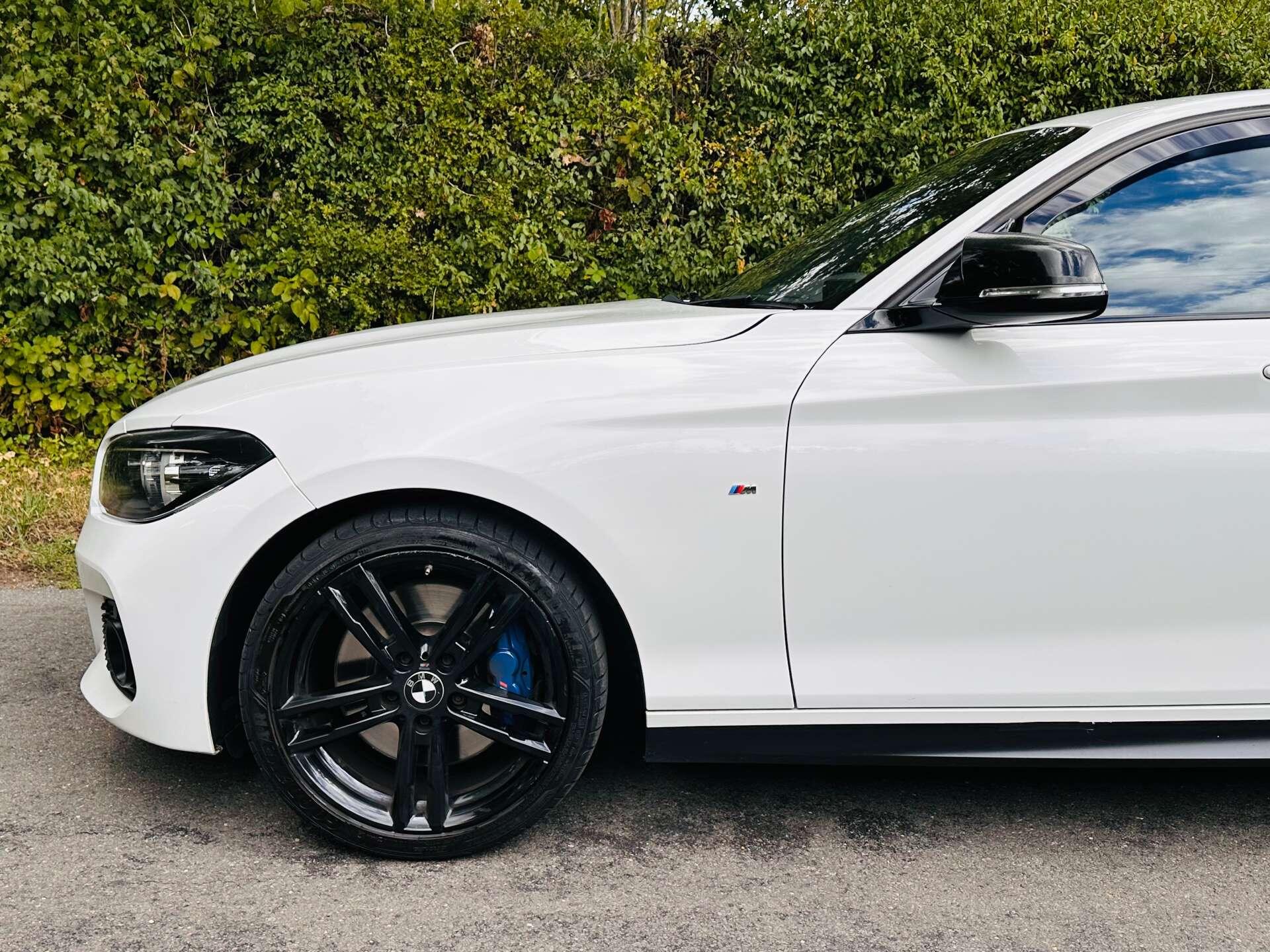 BMW 1 Series view 30