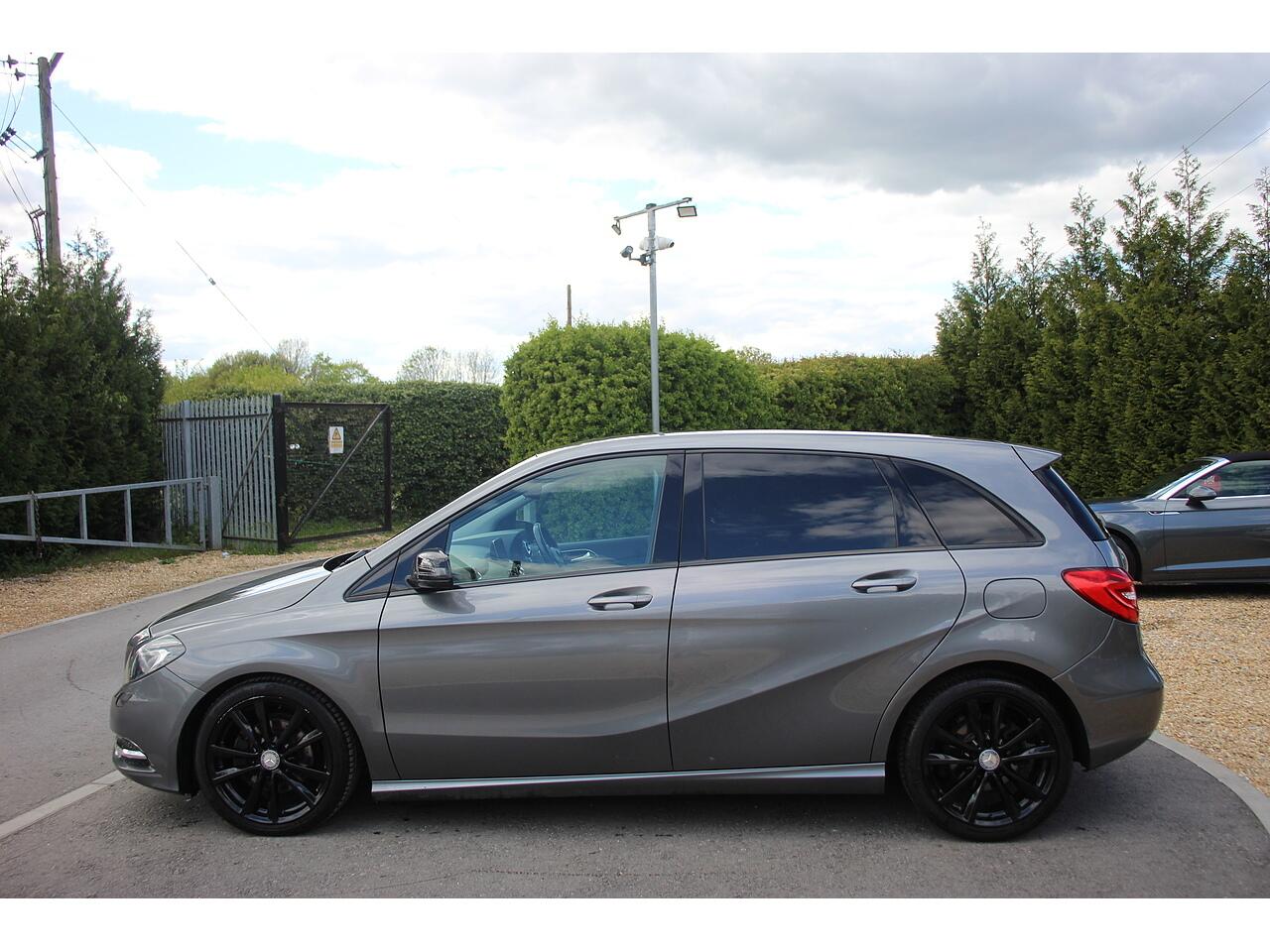Mercedes-Benz B-Class view 7