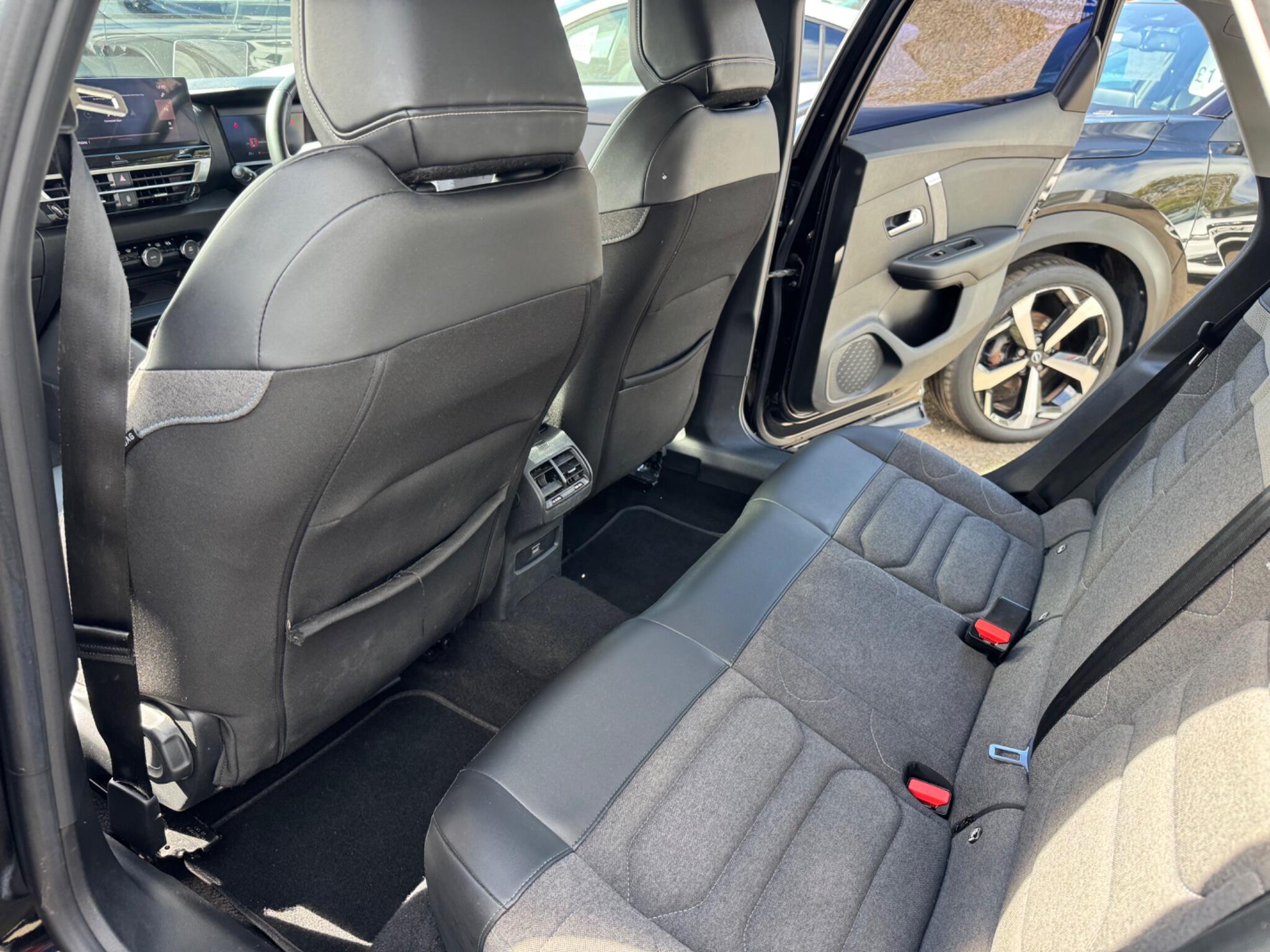 Citroen C4 view 35