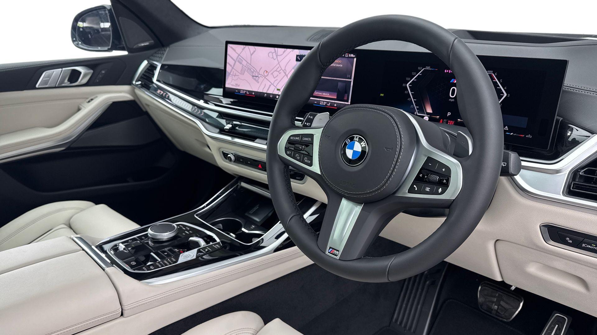 BMW X7 view 14