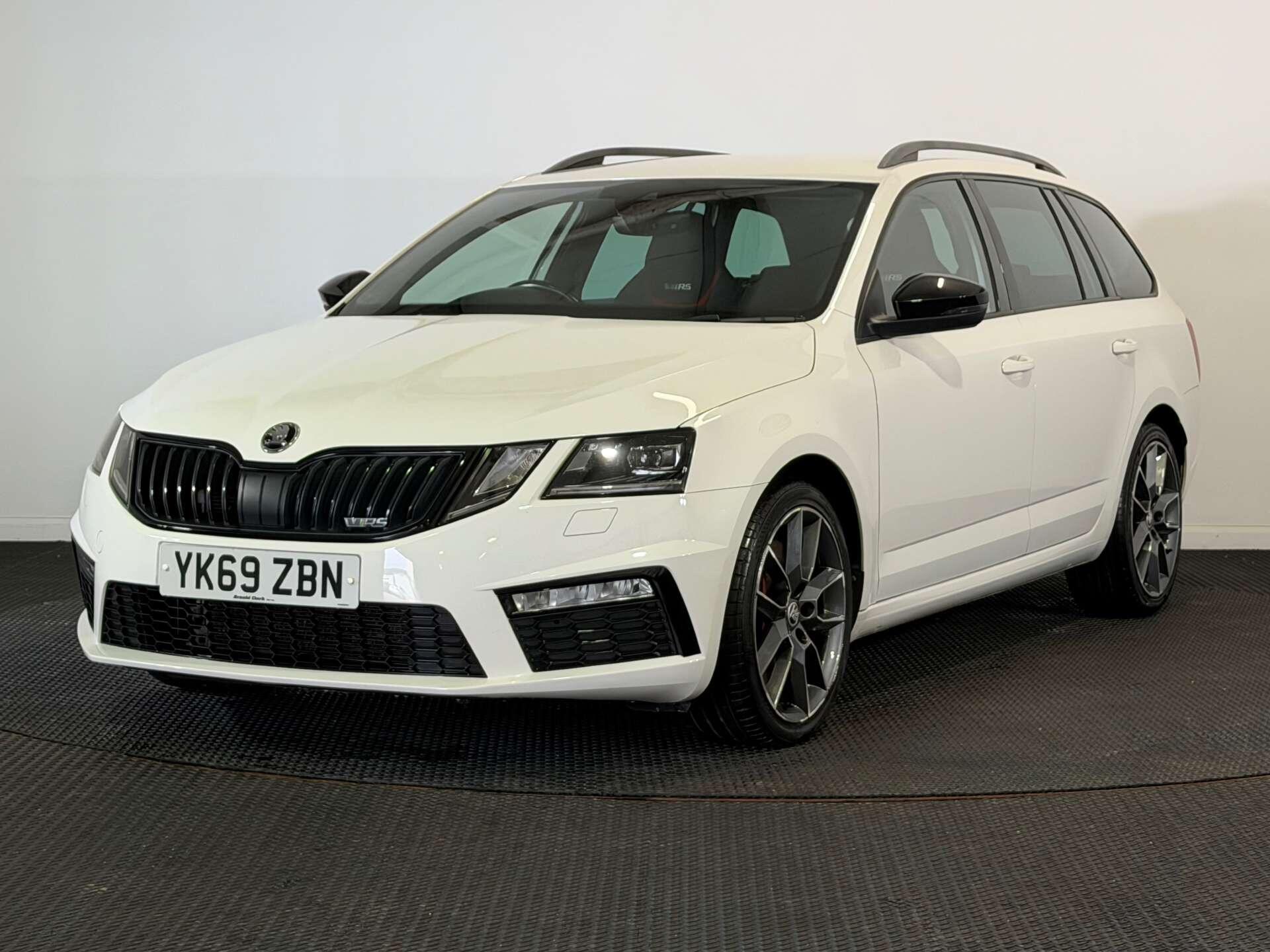Skoda Octavia view 3
