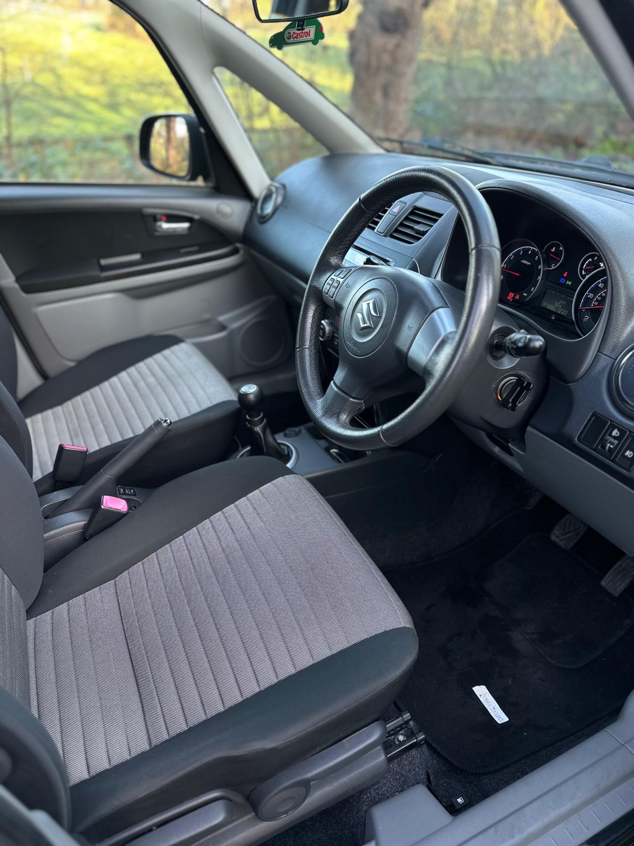 2011 Suzuki SX4 1.6 SZ5 4Grip Euro 5 5dr • 97,000 miles image 20