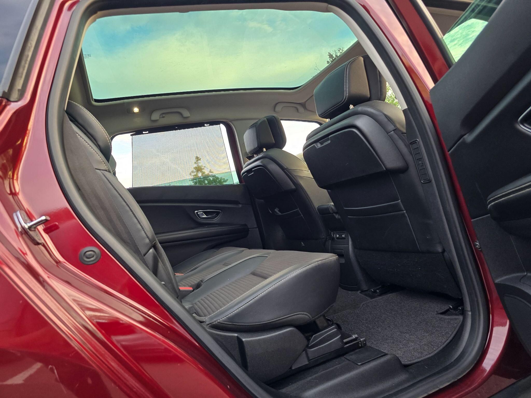 Renault Grand Scenic view 64
