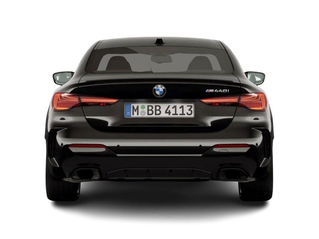 BMW 4 Series view 4