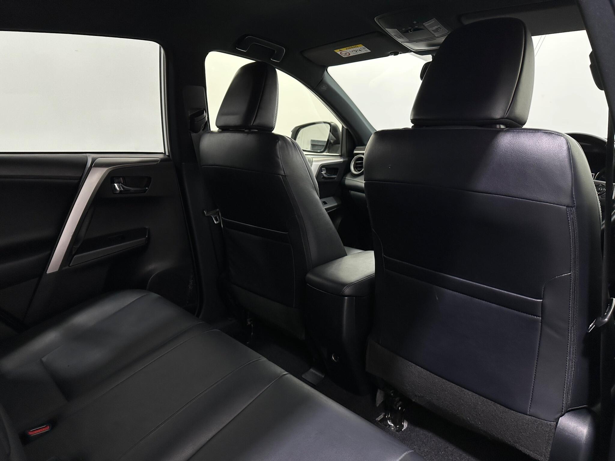 Toyota Rav4 view 40