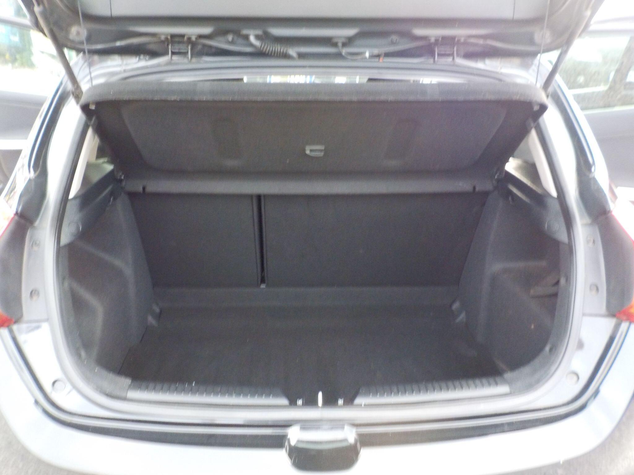 Kia Ceed 1.4 CRDi SR7 Euro 5 5dr