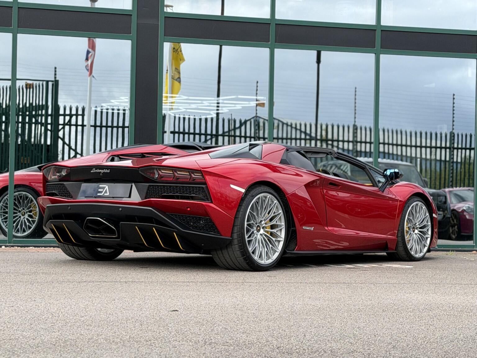 Lamborghini Aventador view 7