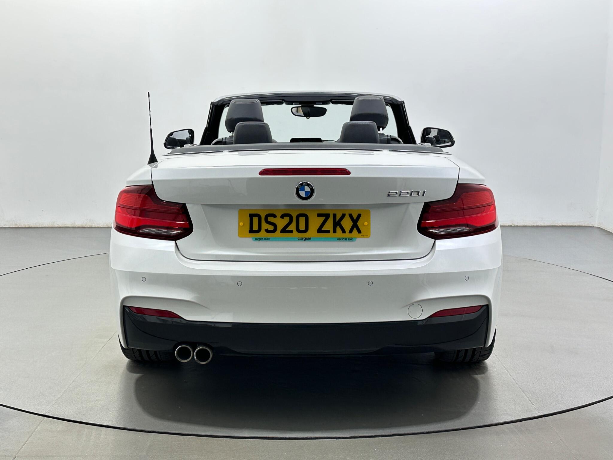 BMW 2 Series view 7